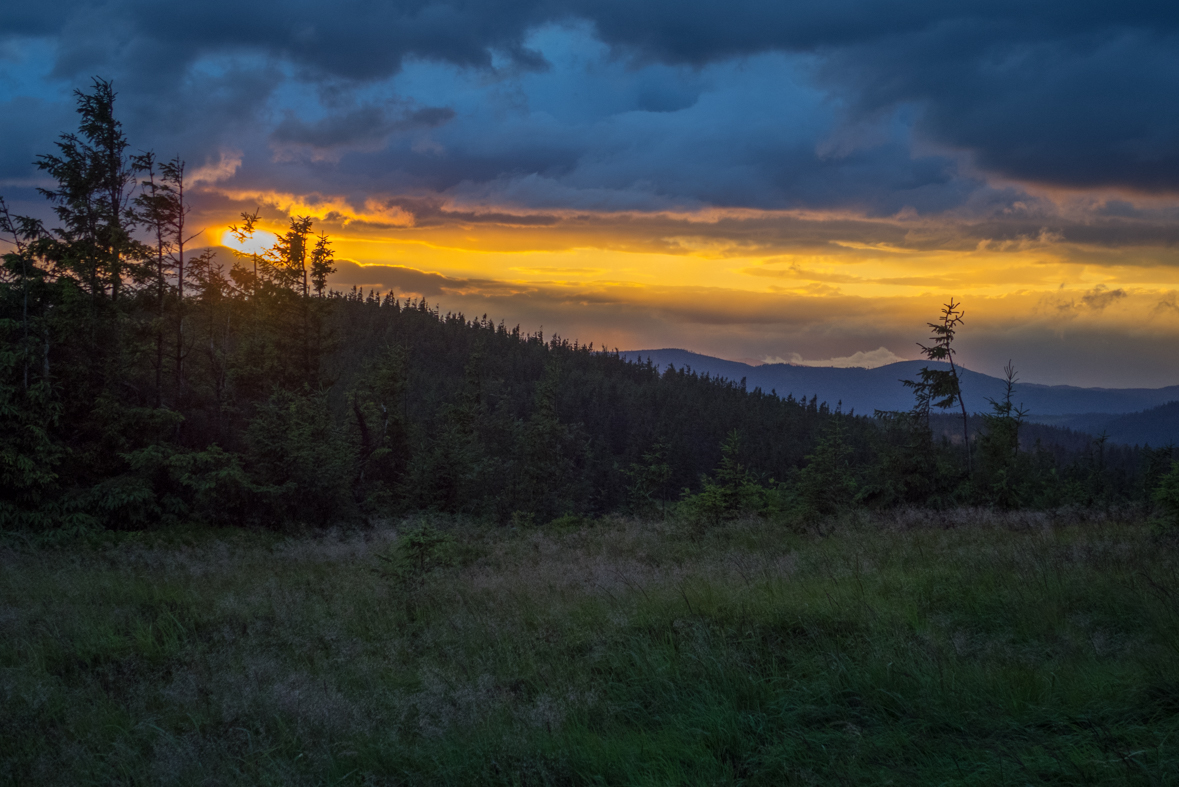 Skalisko z Henclovej (Volovské vrchy)