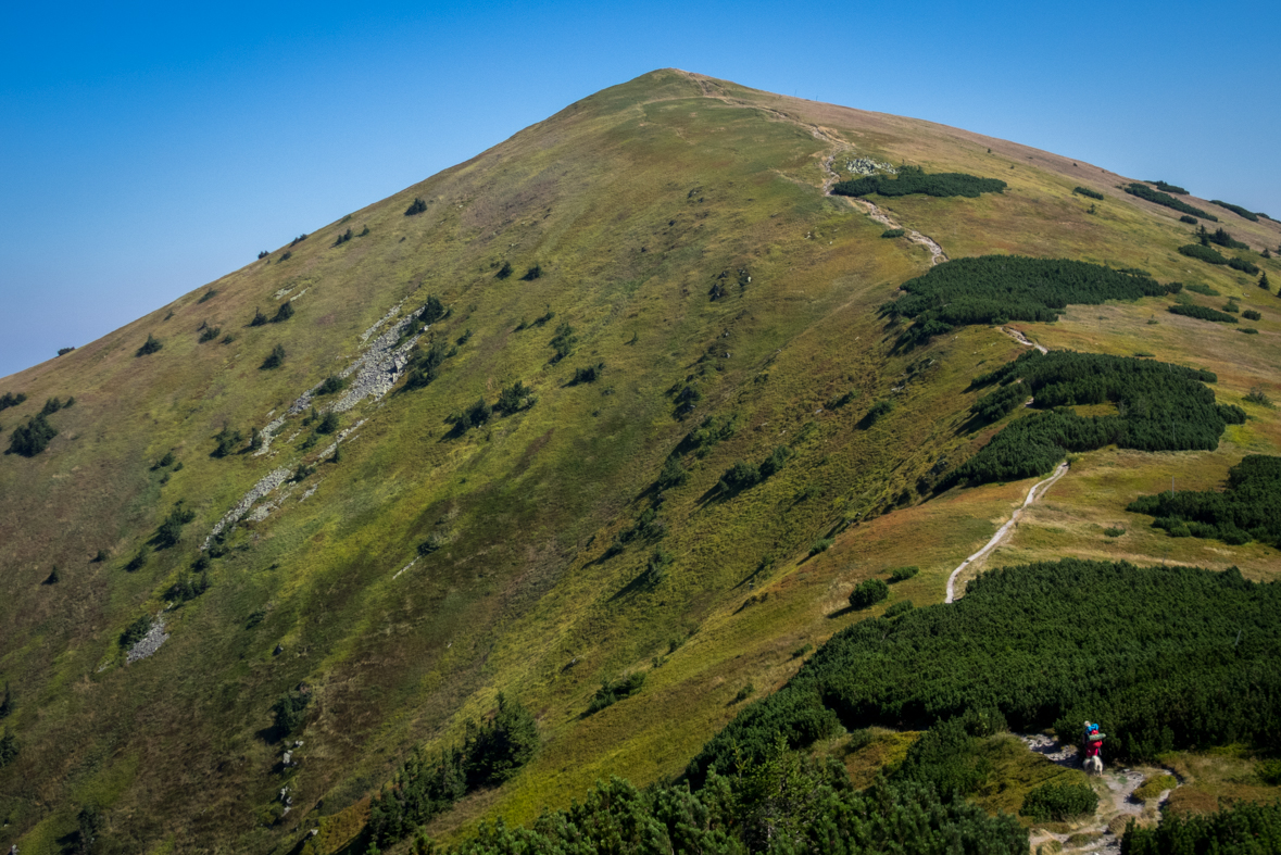 Z Hiadeľského sedla na útulňu Ďurková (Nízke Tatry)