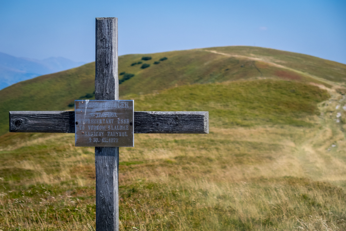 Z Hiadeľského sedla na útulňu Ďurková (Nízke Tatry)