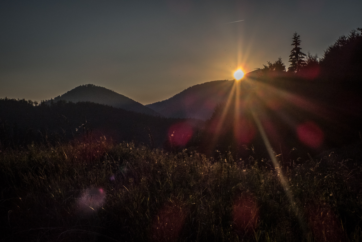 Z Korytnice na Hiadeľské sedlo (Nízke Tatry)