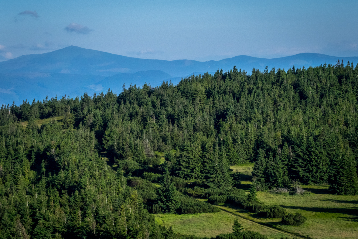 Zo Skaliska do Hnilca (Volovské vrchy)