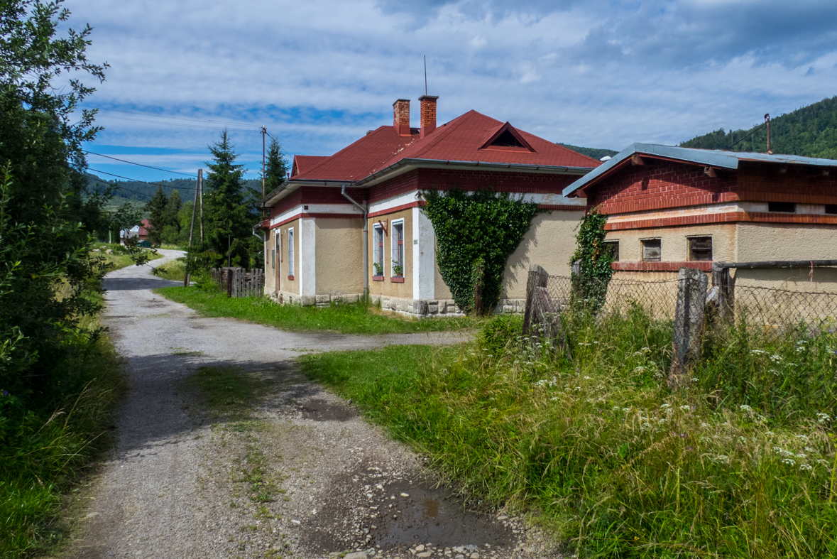 Zo Skaliska do Hnilca (Volovské vrchy)