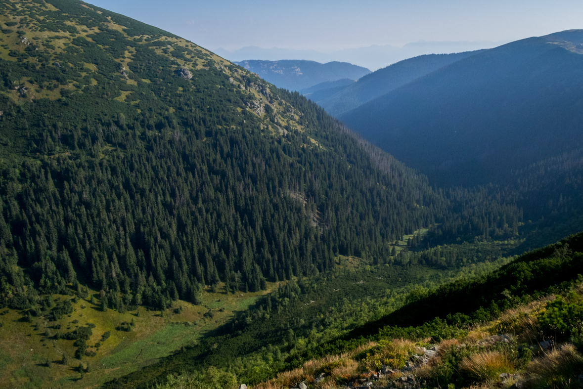 Zo Štefáničky cez Rovnú hoľu do Nižnej Boce (Nízke Tatry)