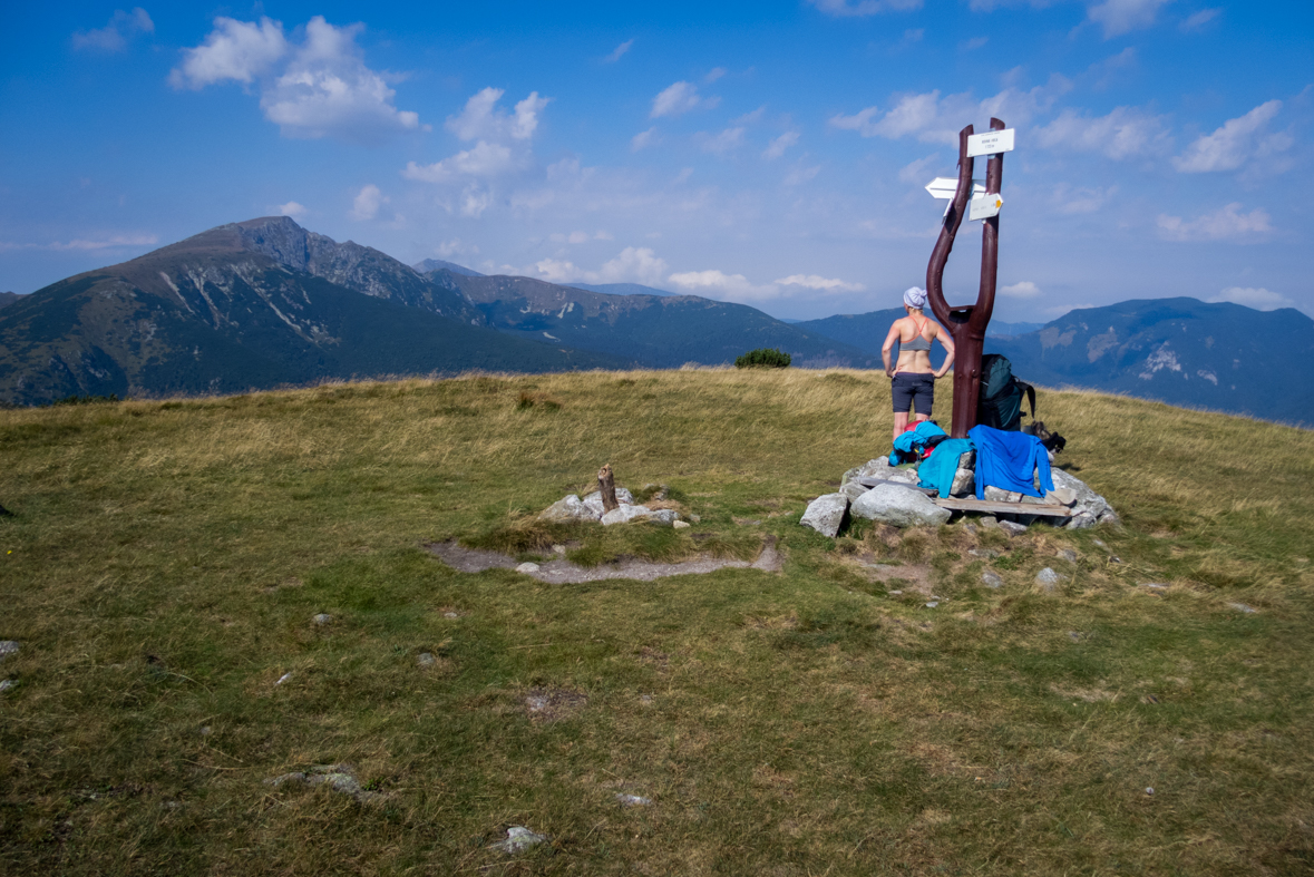 Zo Štefáničky cez Rovnú hoľu do Nižnej Boce (Nízke Tatry)