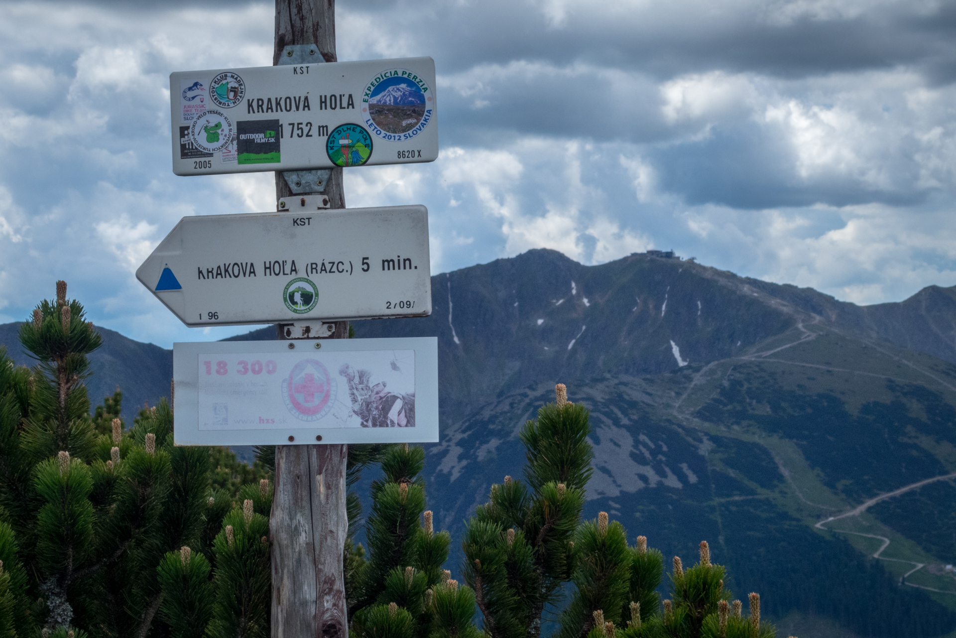 cez Krakovu hoľu do Iľanova (Nízke Tatry)