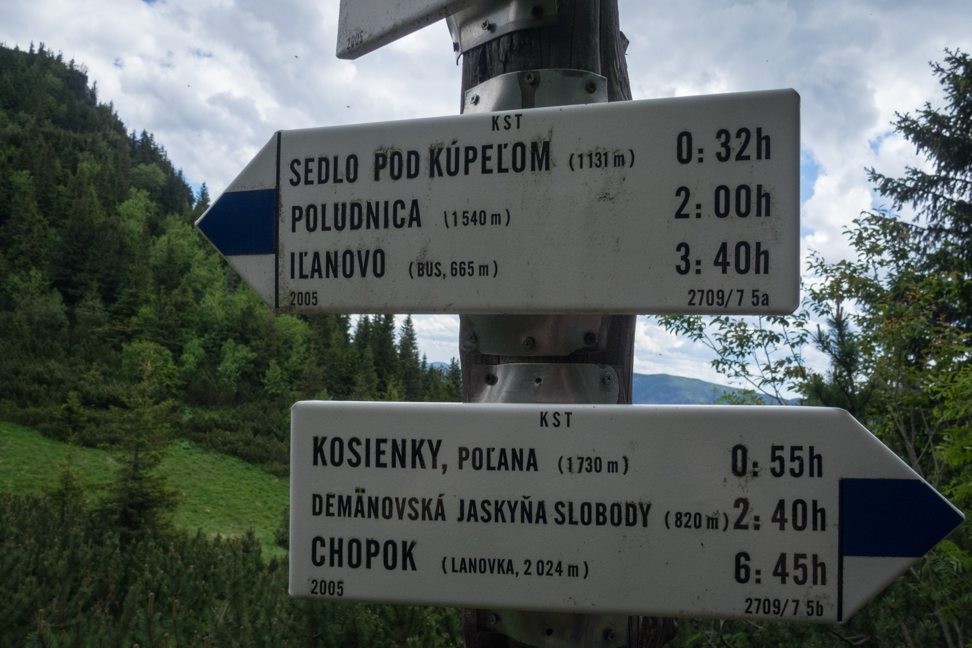 cez Krakovu hoľu do Iľanova (Nízke Tatry)