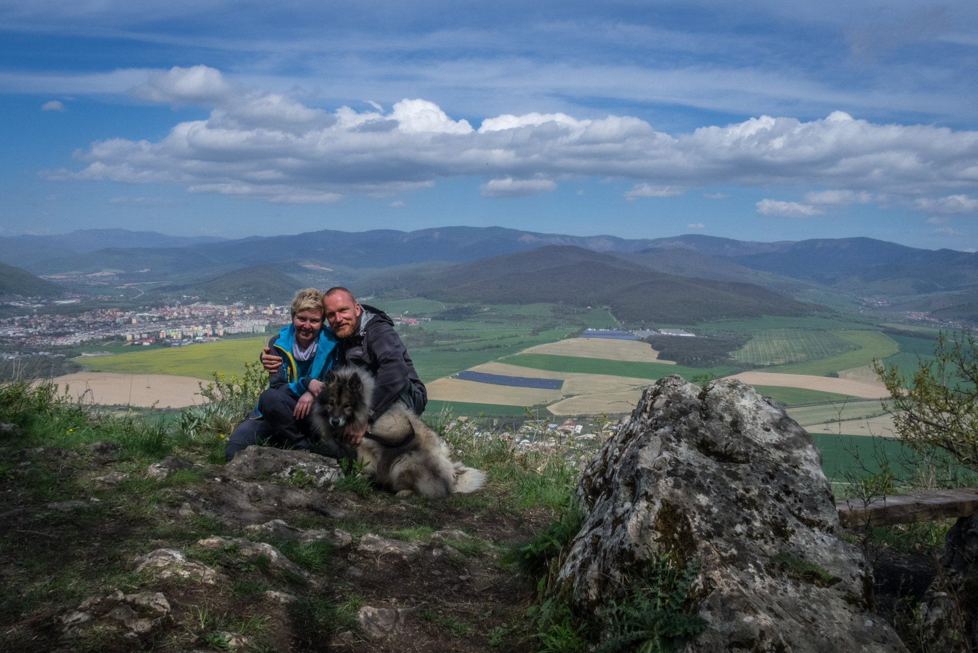 Dievčenská skala a Silická ľadnica skratkami Silickej planiny (Slovenský kras)