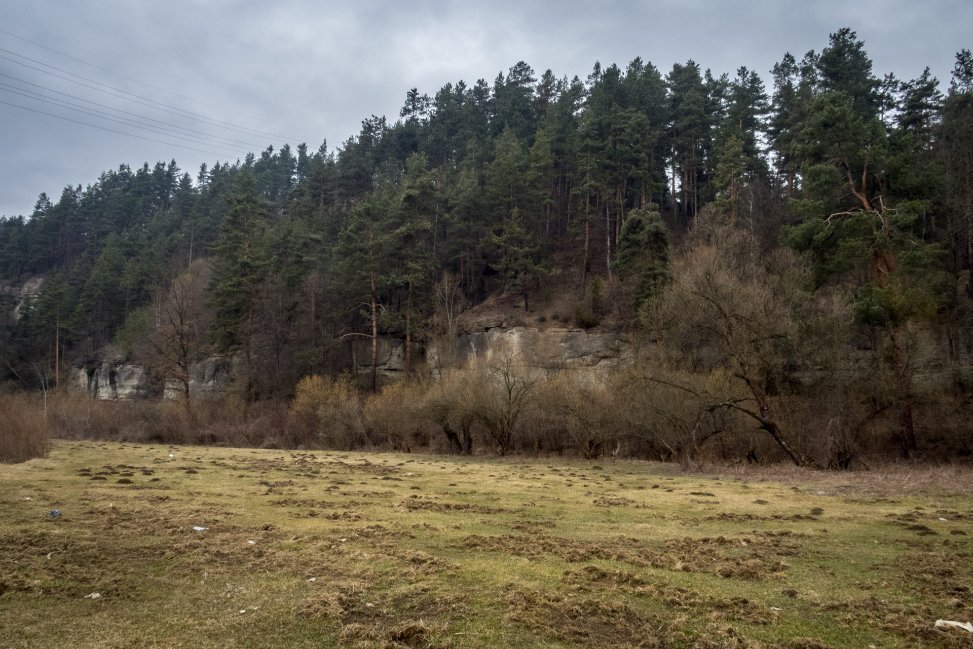 Markušovský skalný hríb a Šikľavá skala (Volovské vrchy)