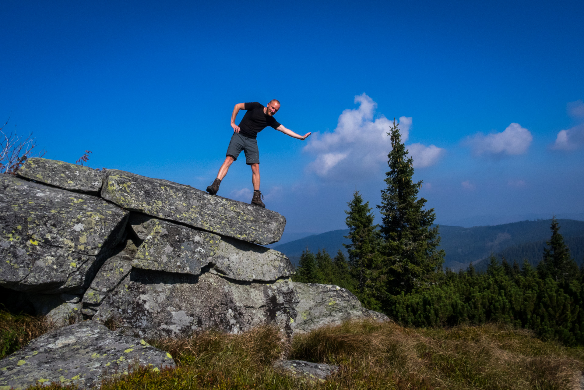 Martalúzka a Predná hoľa z Pustého poľa (Nízke Tatry)