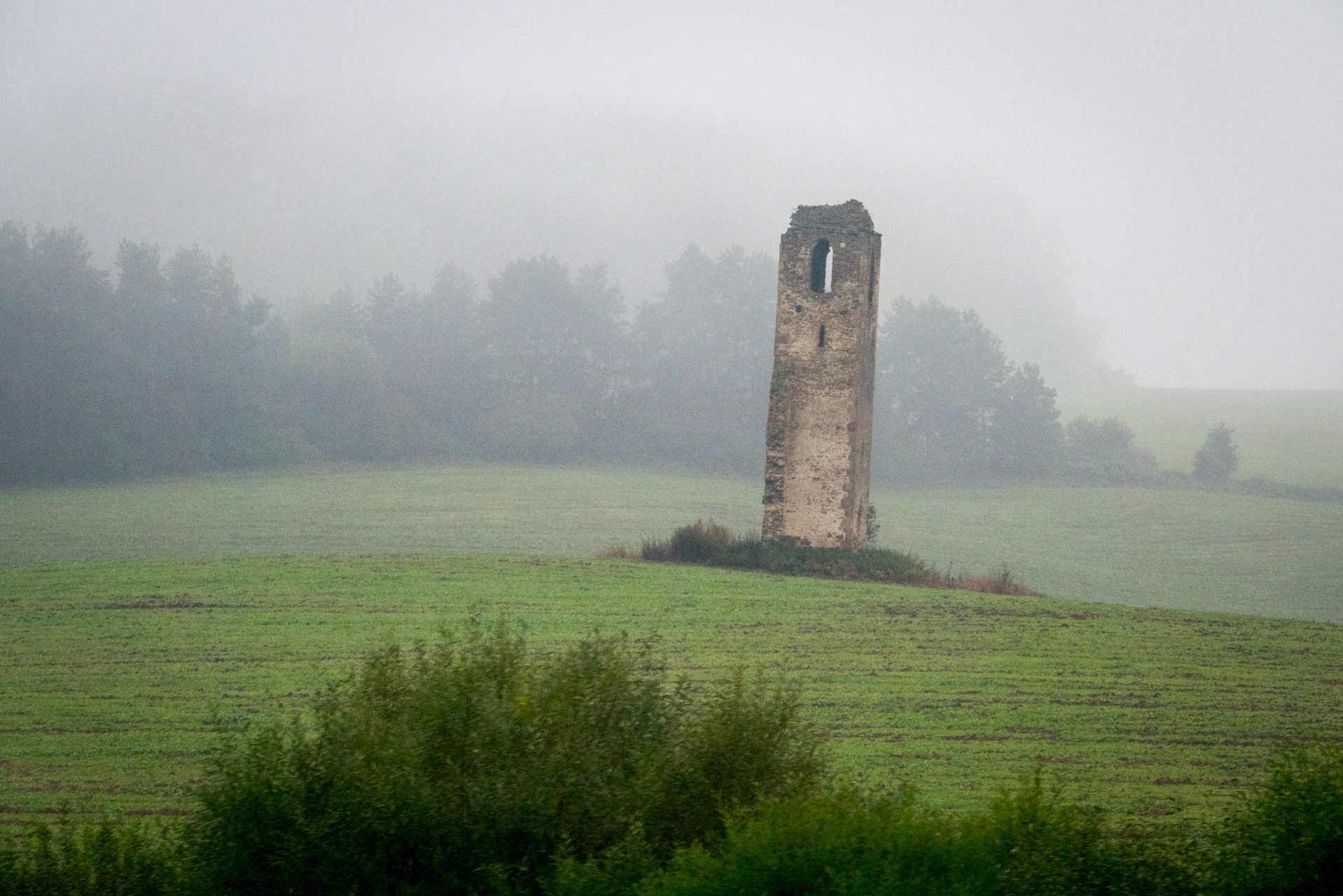 Matka Božia a Medvedia hlava z Košiarneho briežka (Slovenský raj)