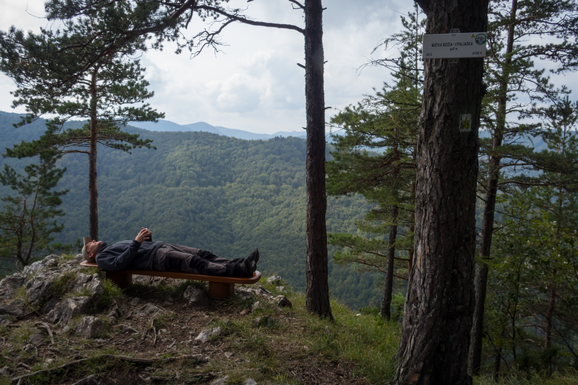 Matka Božia a Medvedia hlava z Košiarneho briežka (Slovenský raj)