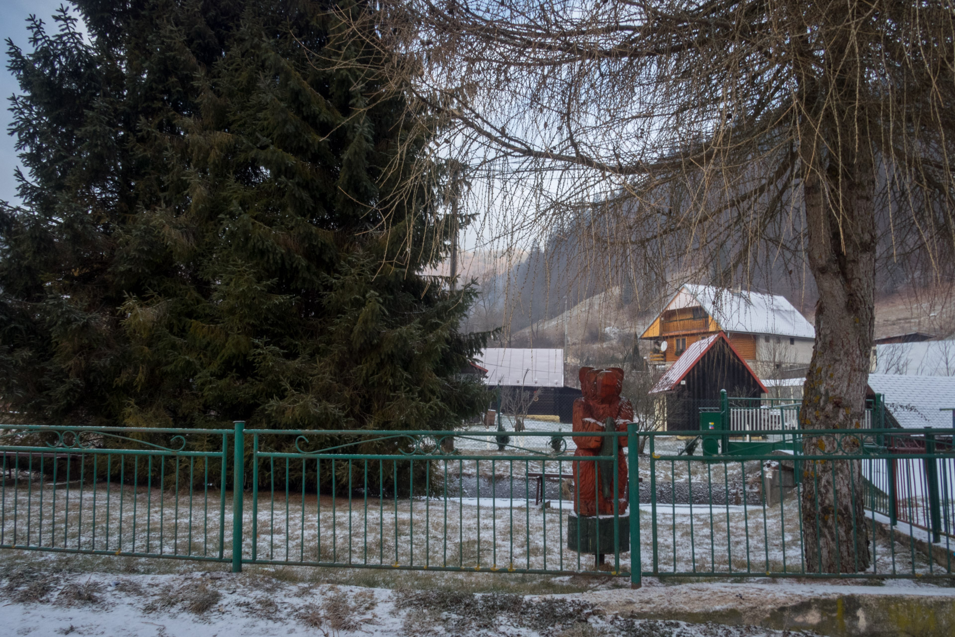 Skalisko v zime z Henclovej (Volovské vrchy)