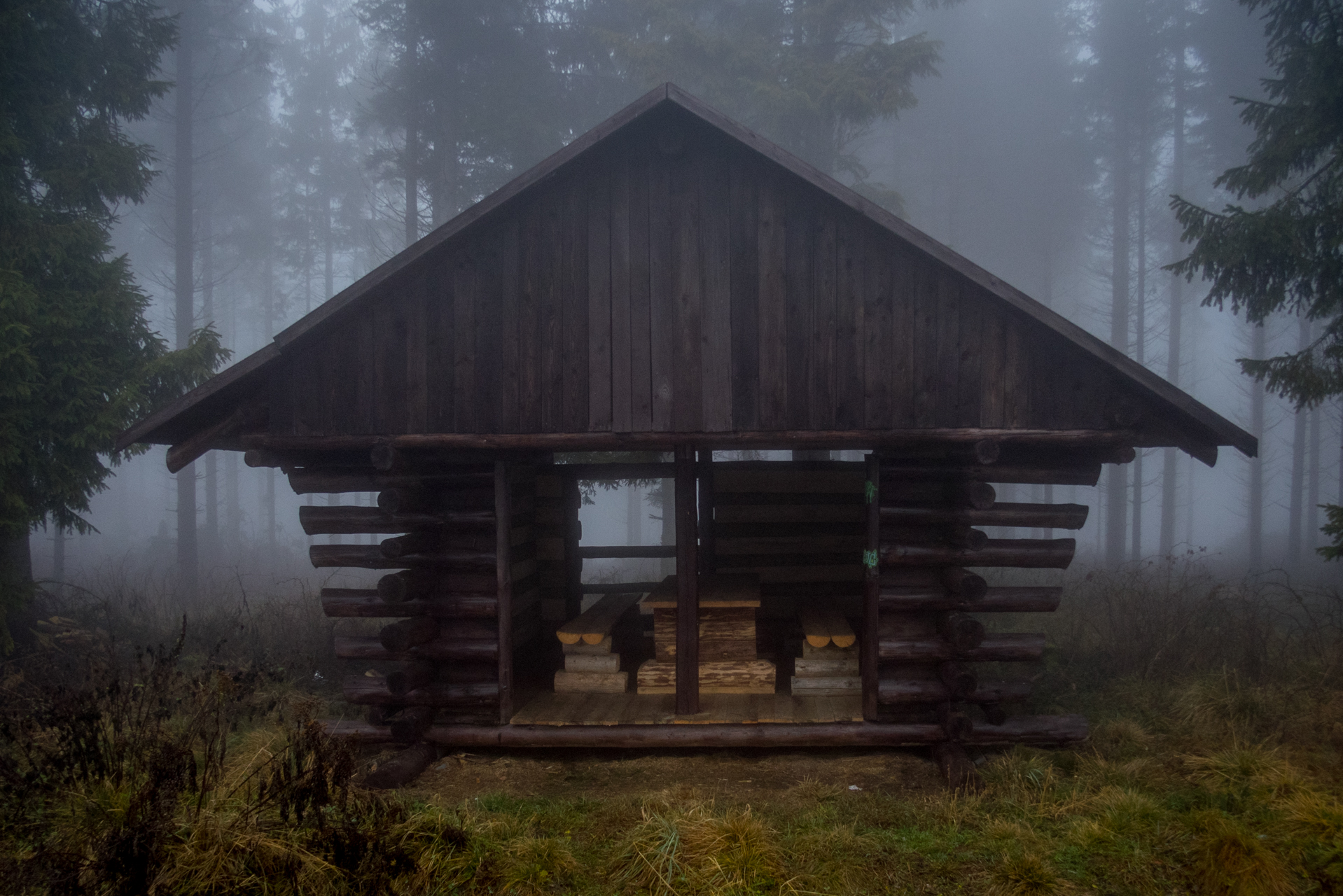 Veľká Knola zo sedla Grajnár (Volovské vrchy)