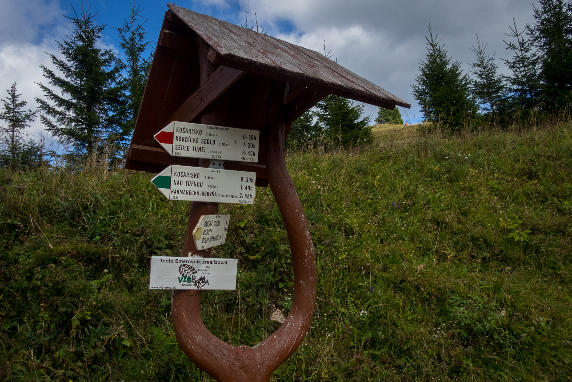 Z Čremošného na Suchý vrch (Veľká Fatra)