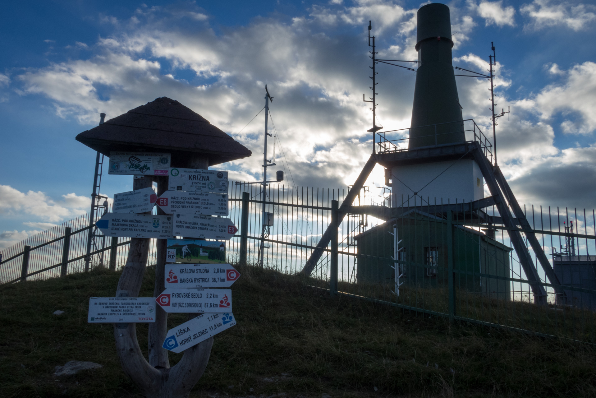 Z Čremošného na Suchý vrch (Veľká Fatra)