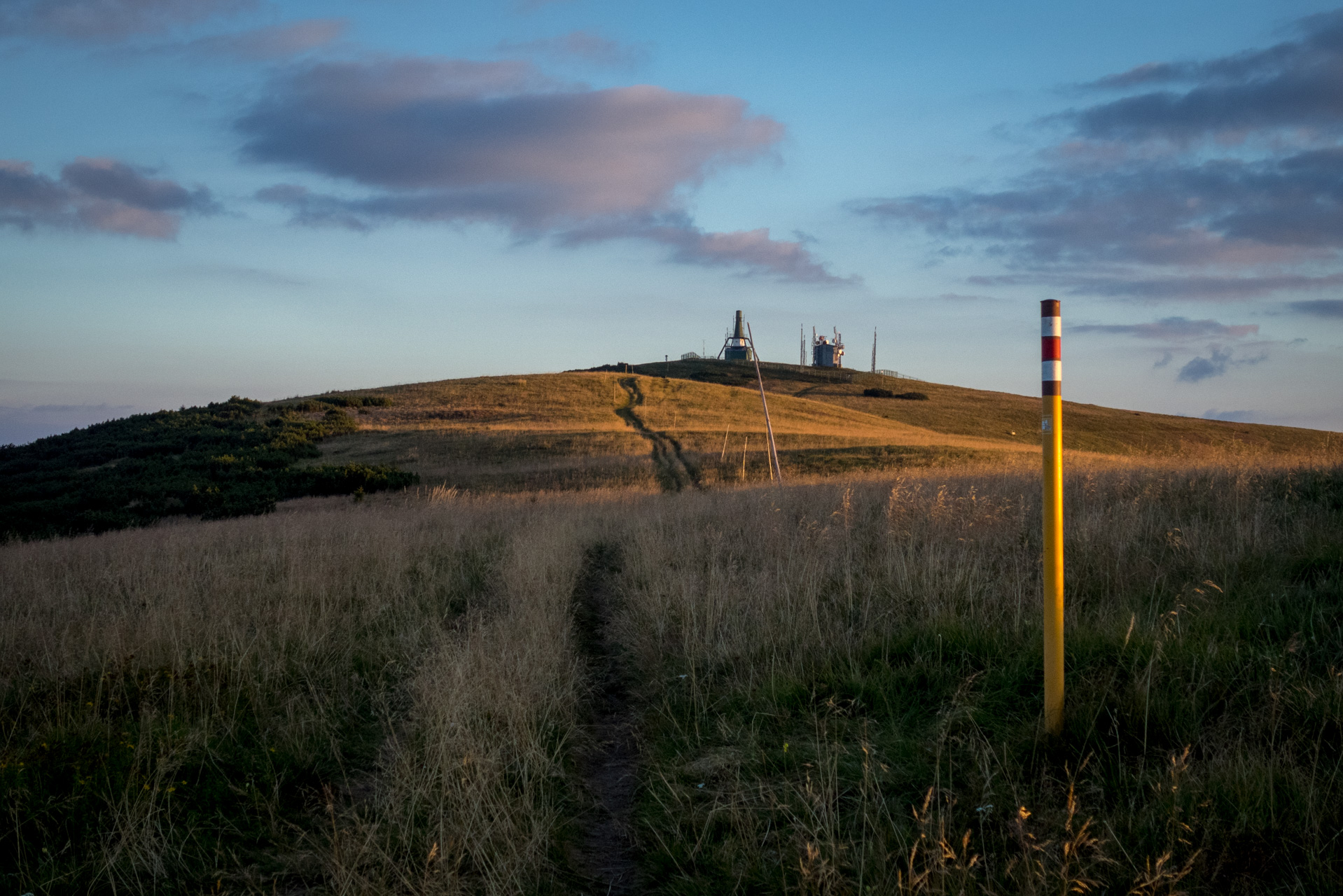 Z Čremošného na Suchý vrch (Veľká Fatra)