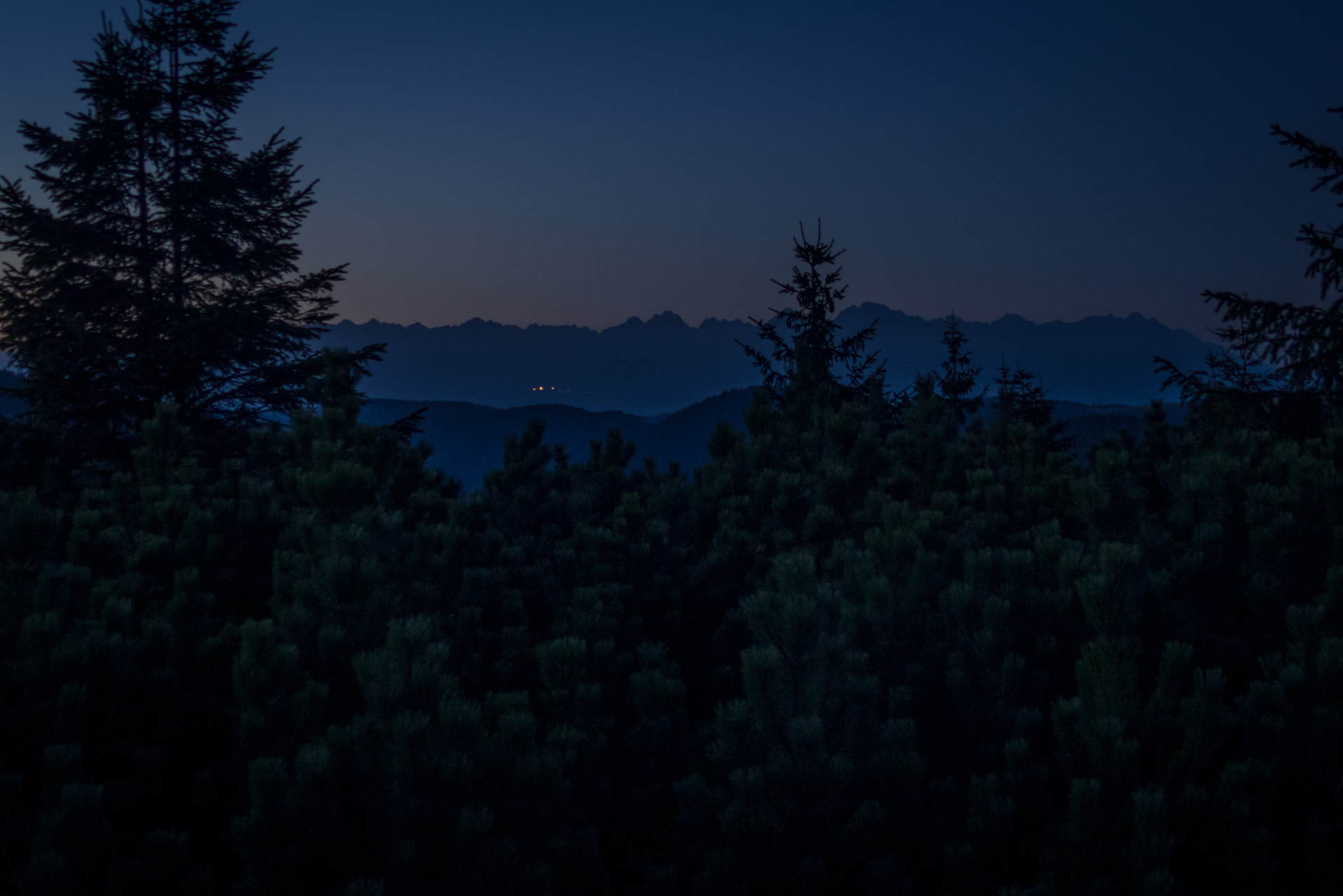 Z Heľpy cez Veľkú Vápenicu na útulňu Andrejcová (Nízke Tatry)