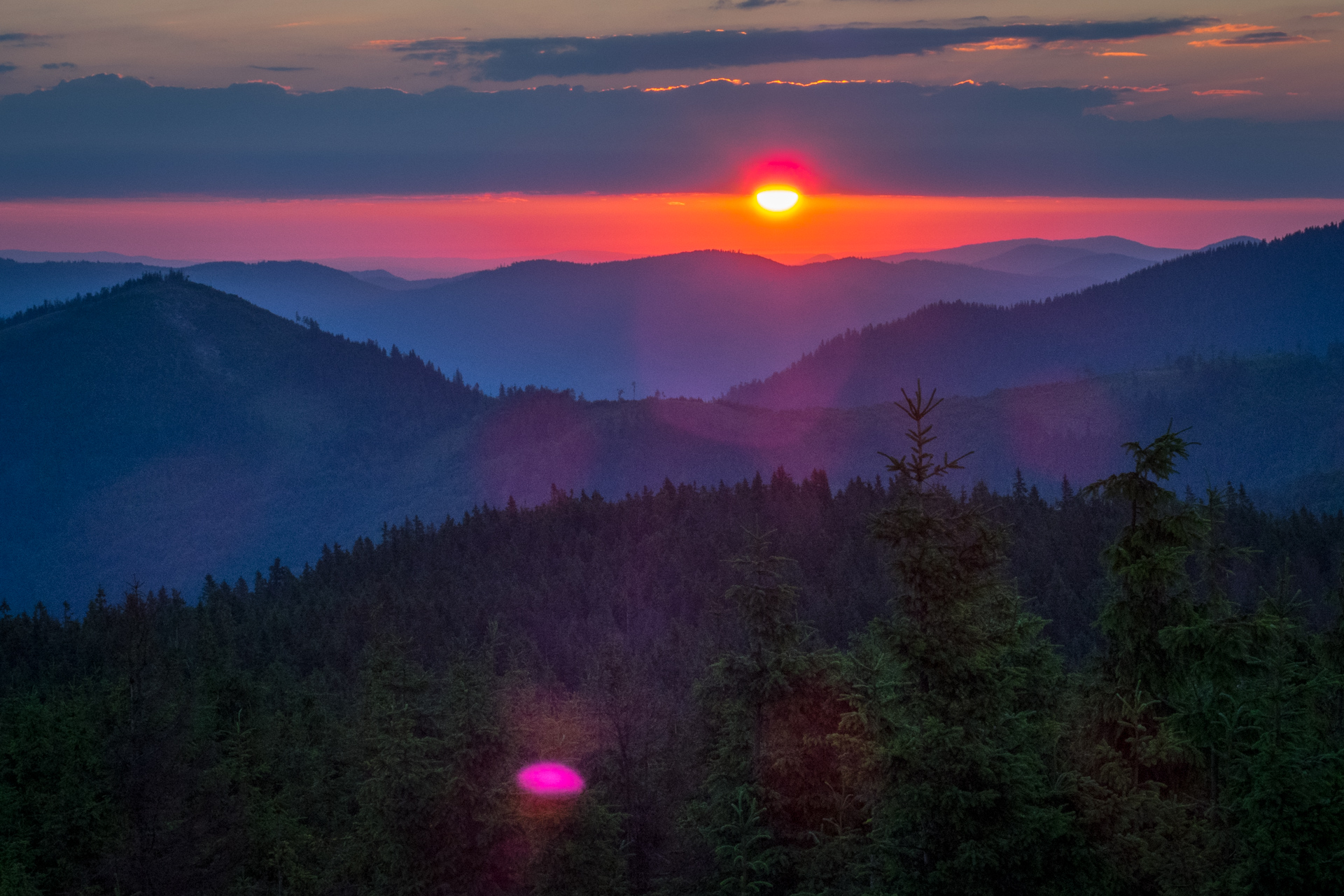 Zo Skaliska do Henclovej (Volovské vrchy)