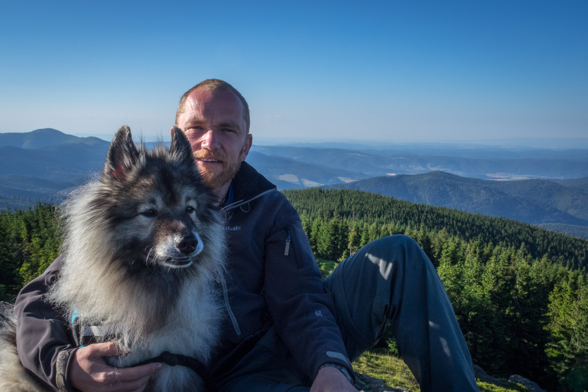 Zo Skaliska do Henclovej (Volovské vrchy)