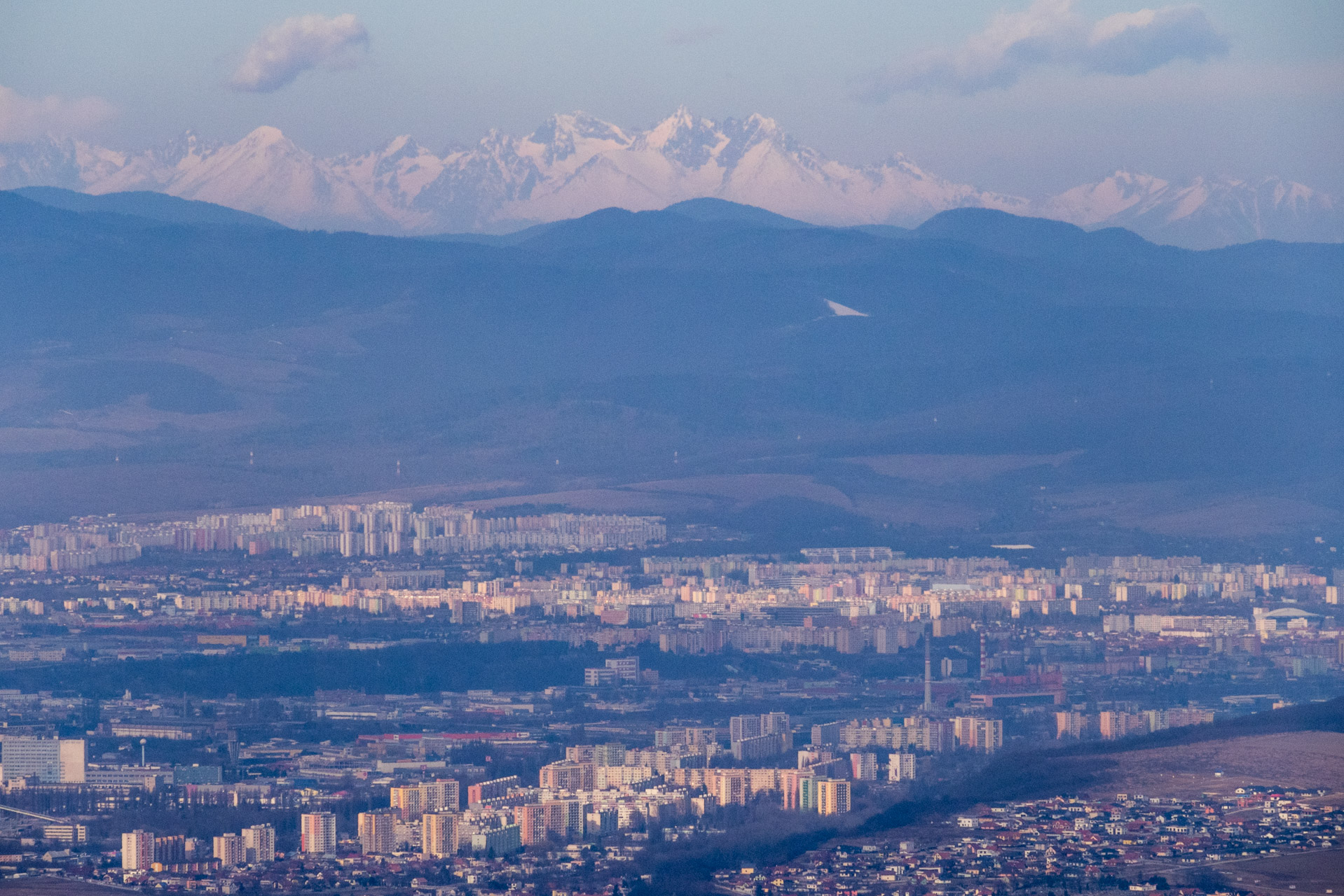 Bradlo a Dobrák zo Slanského sedla (Slanské vrchy)