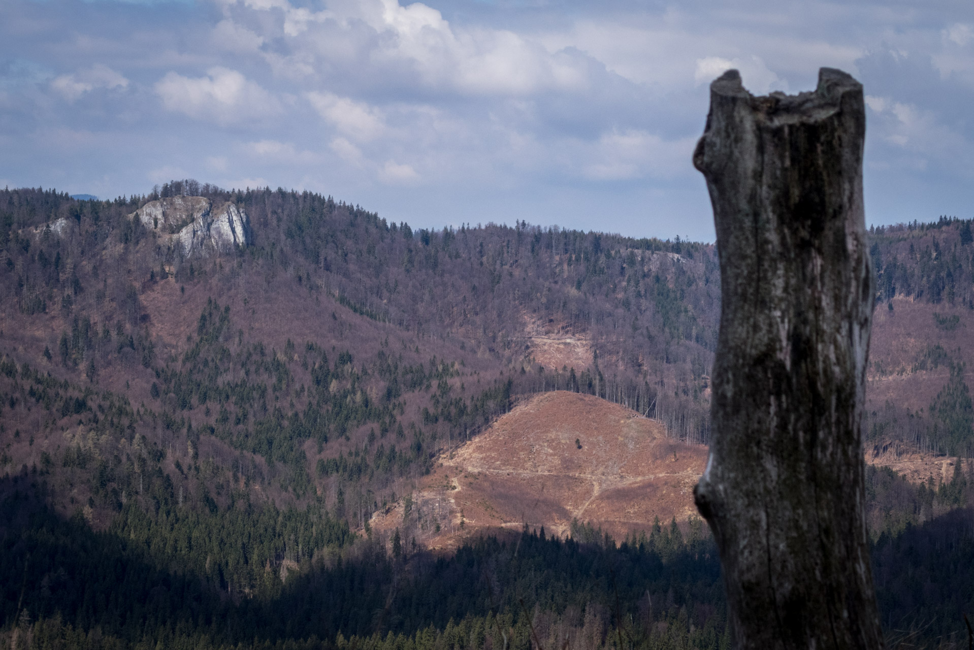 Gačská skala zo Stratenej (Slovenský raj)