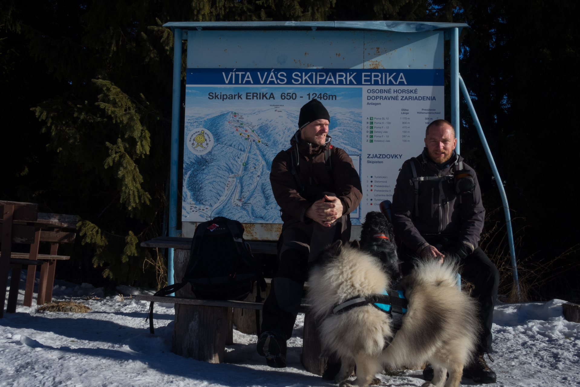 Kojšovská hoľa zo Zlatej Idky v zime (Volovské vrchy)