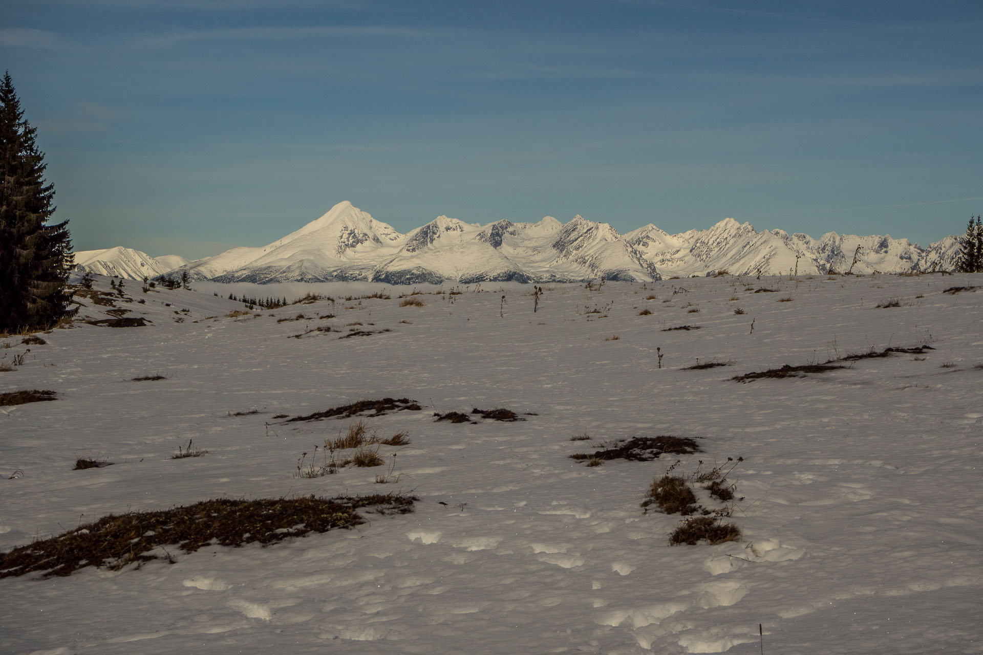 Panská hoľa z Liptovskej Tepličky (Nízke Tatry)