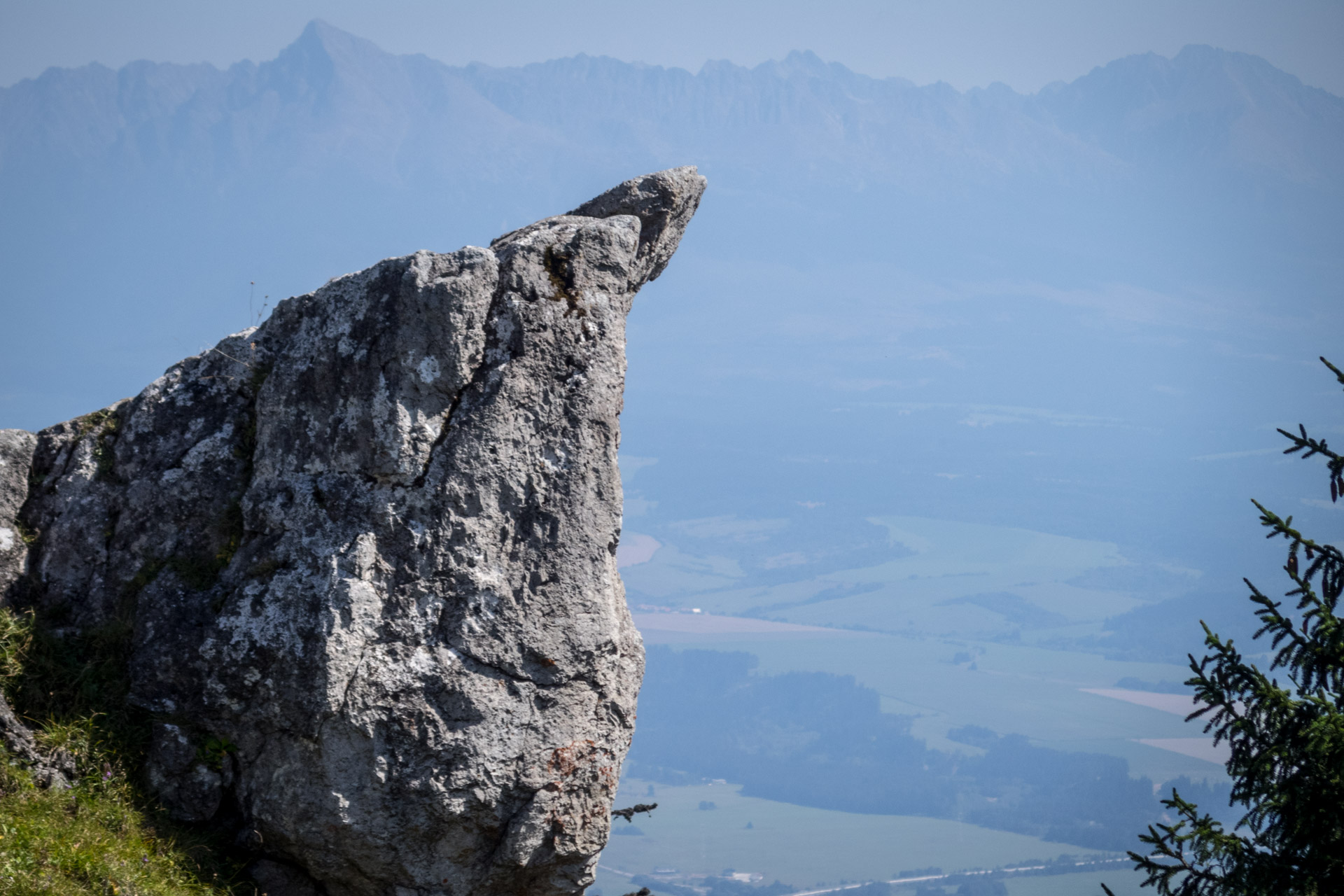 Poludnica z Iľanova cez sedlo pod Kúpeľom (Nízke Tatry)