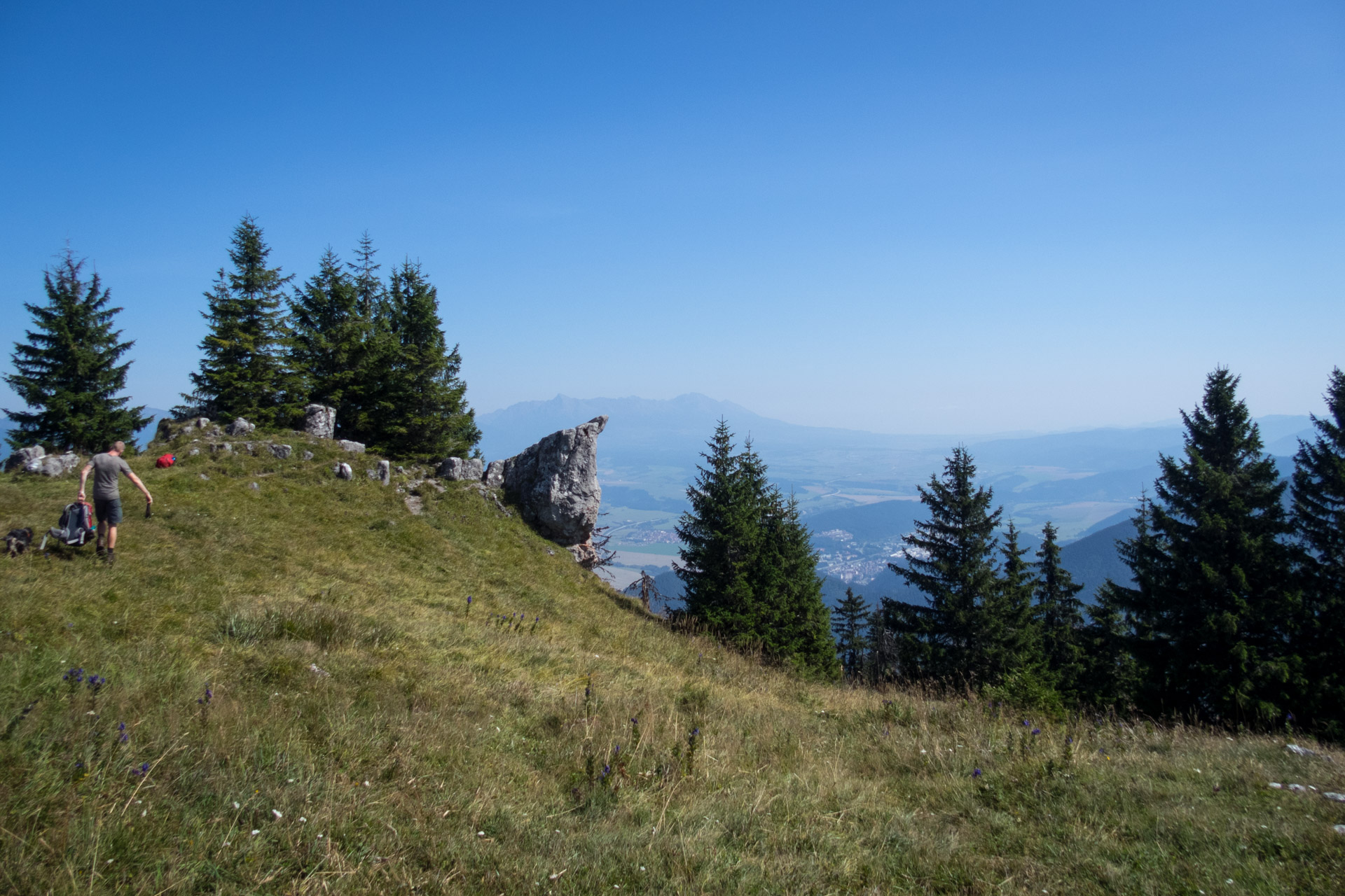 Poludnica z Iľanova cez sedlo pod Kúpeľom (Nízke Tatry)