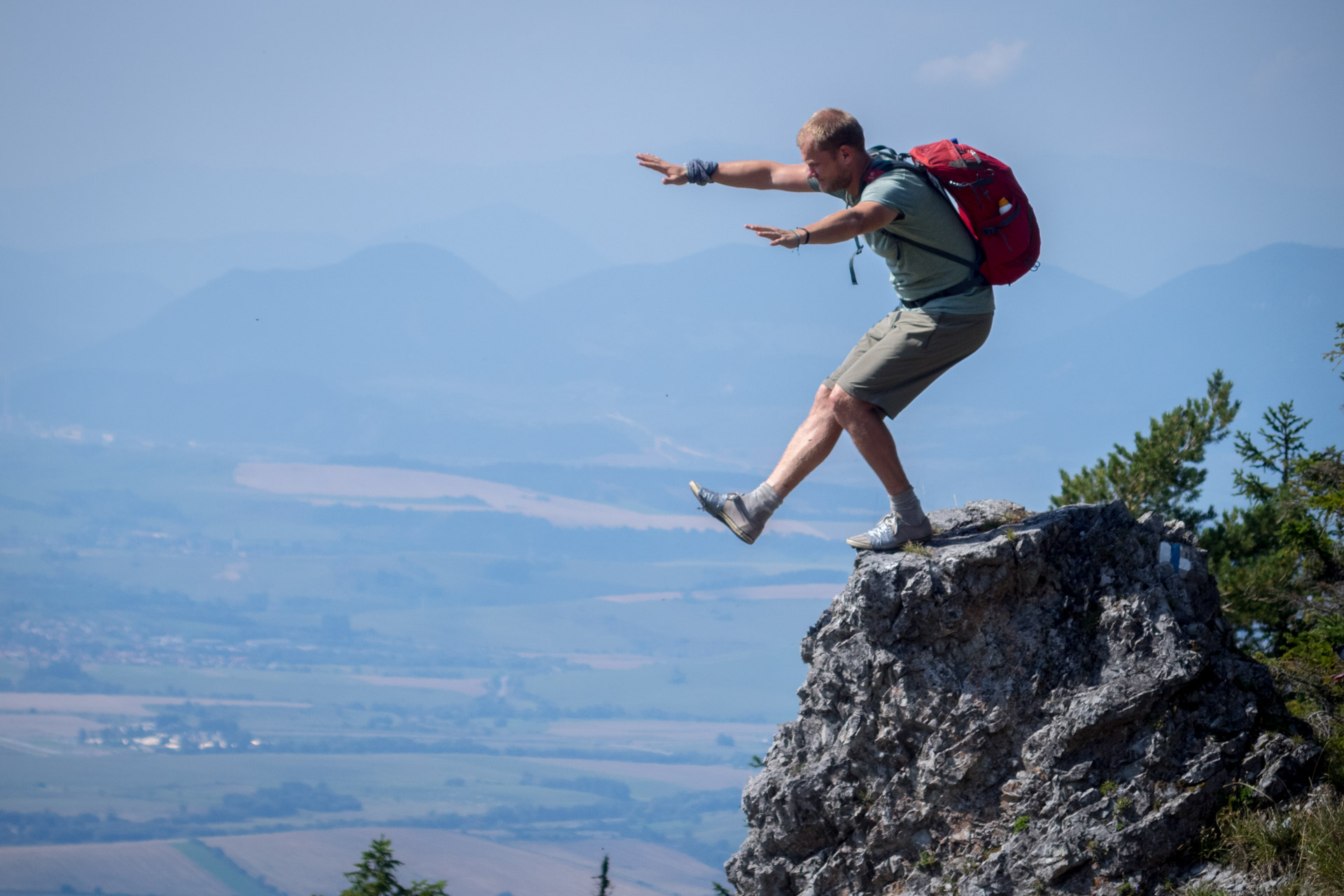 Poludnica z Iľanova cez sedlo pod Kúpeľom (Nízke Tatry)