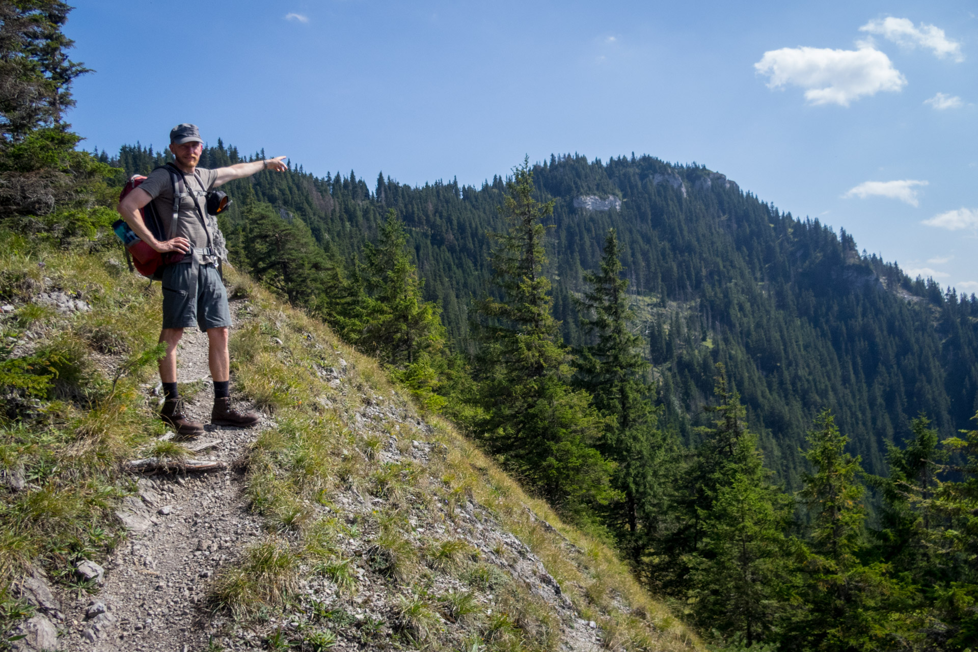 Poludnica z Iľanova cez sedlo pod Kúpeľom (Nízke Tatry)