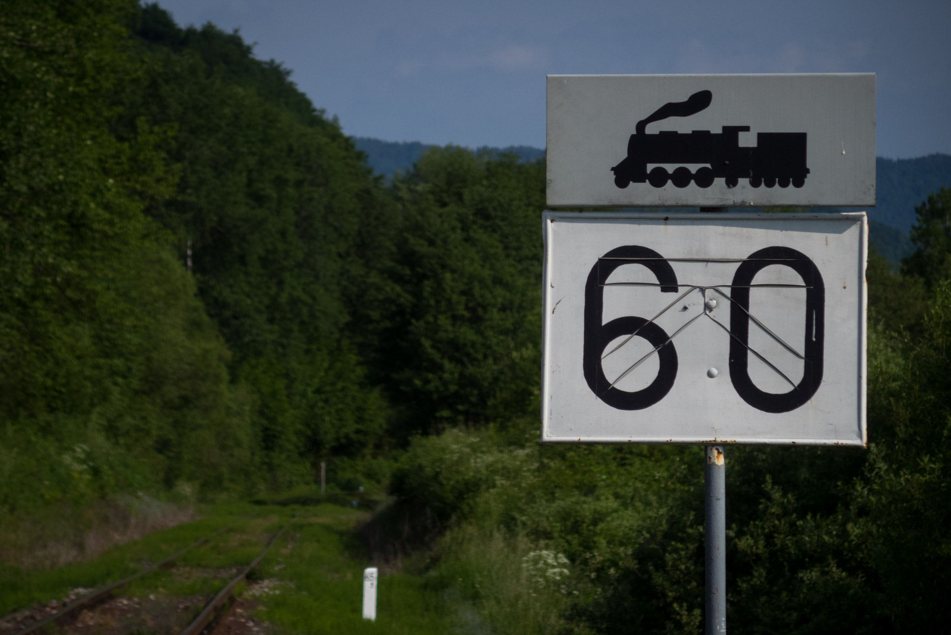 Radzim a Vdovčíkovo kreslo z Vlachova (Stolické vrchy)