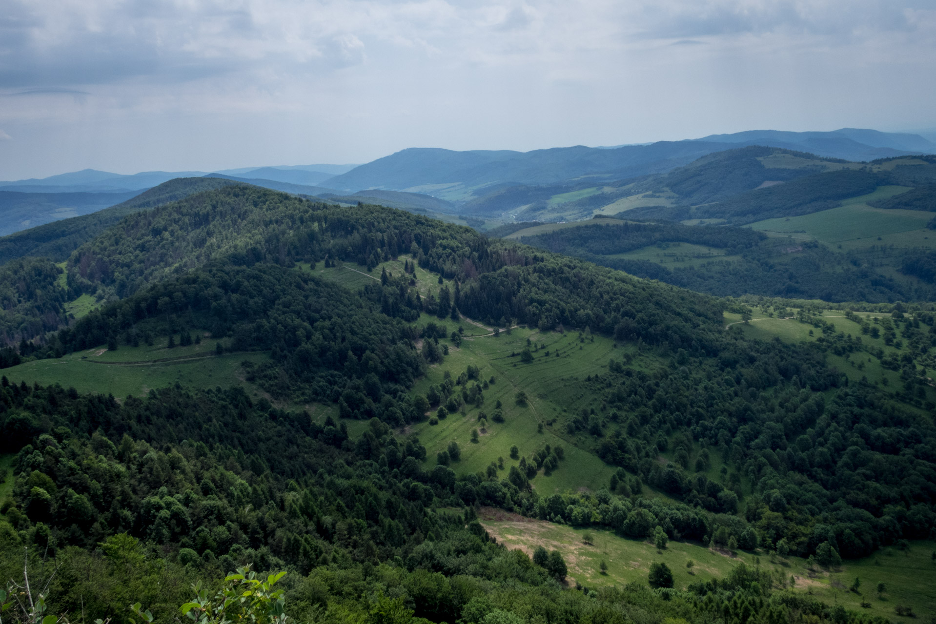 Radzim a Vdovčíkovo kreslo z Vlachova (Stolické vrchy)