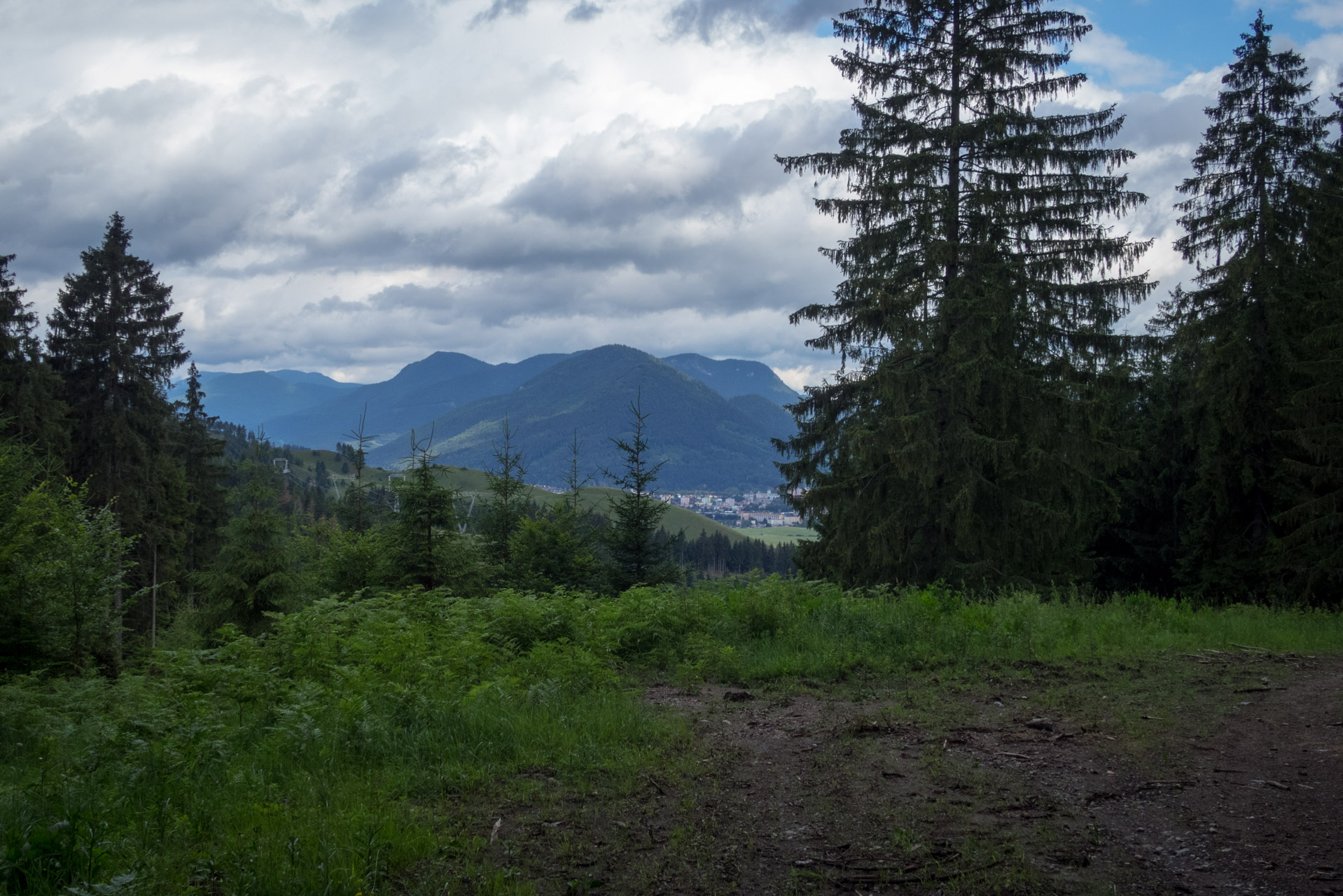 Salatín z Ludrovej cez Úplazy (Nízke Tatry)