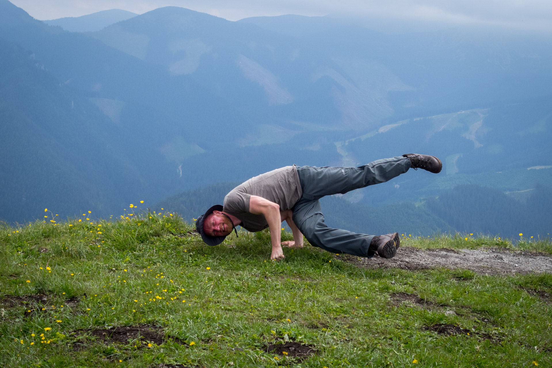 Siná od Demänovskej jaskyne slobody (Nízke Tatry)