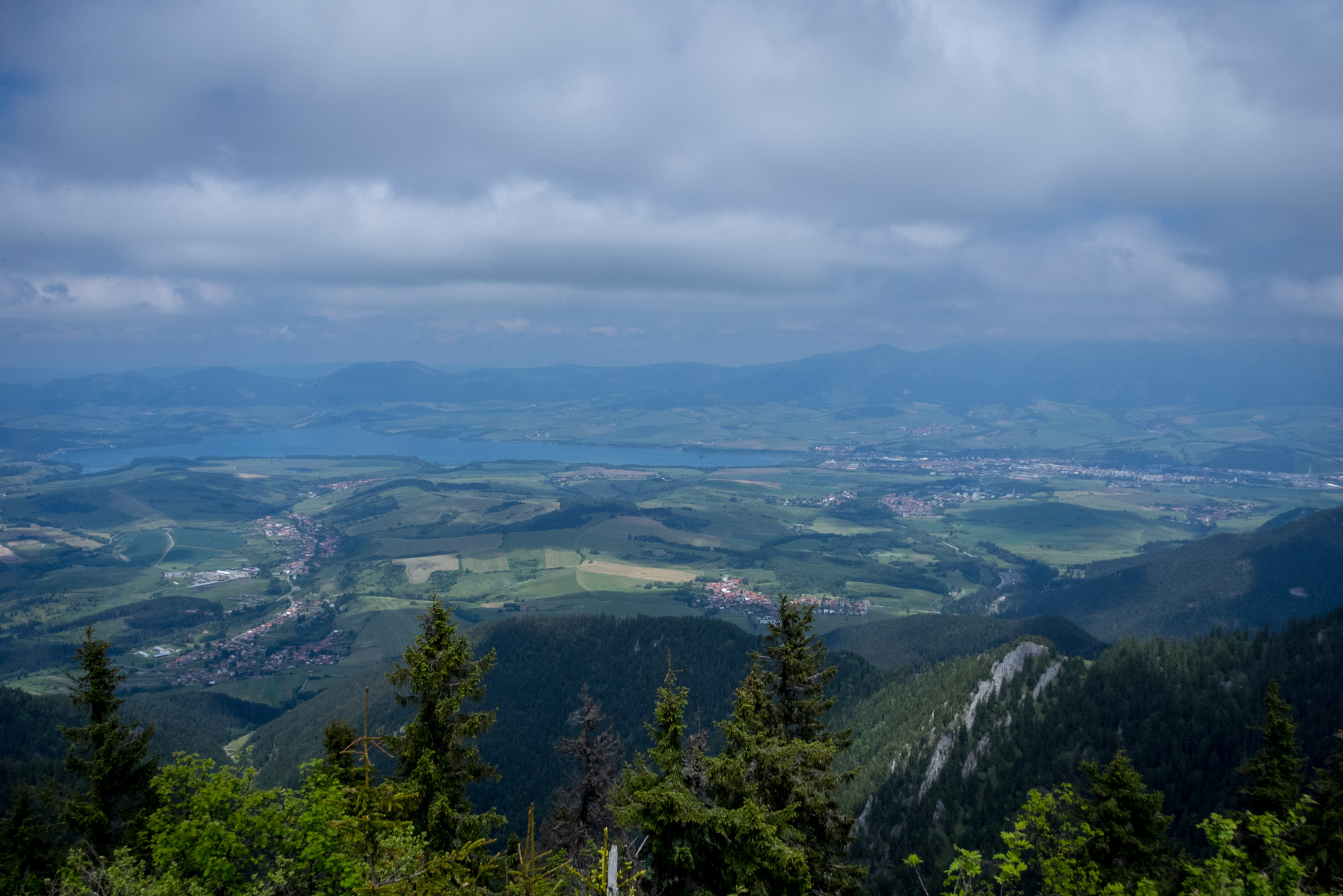 Siná od Demänovskej jaskyne slobody (Nízke Tatry)