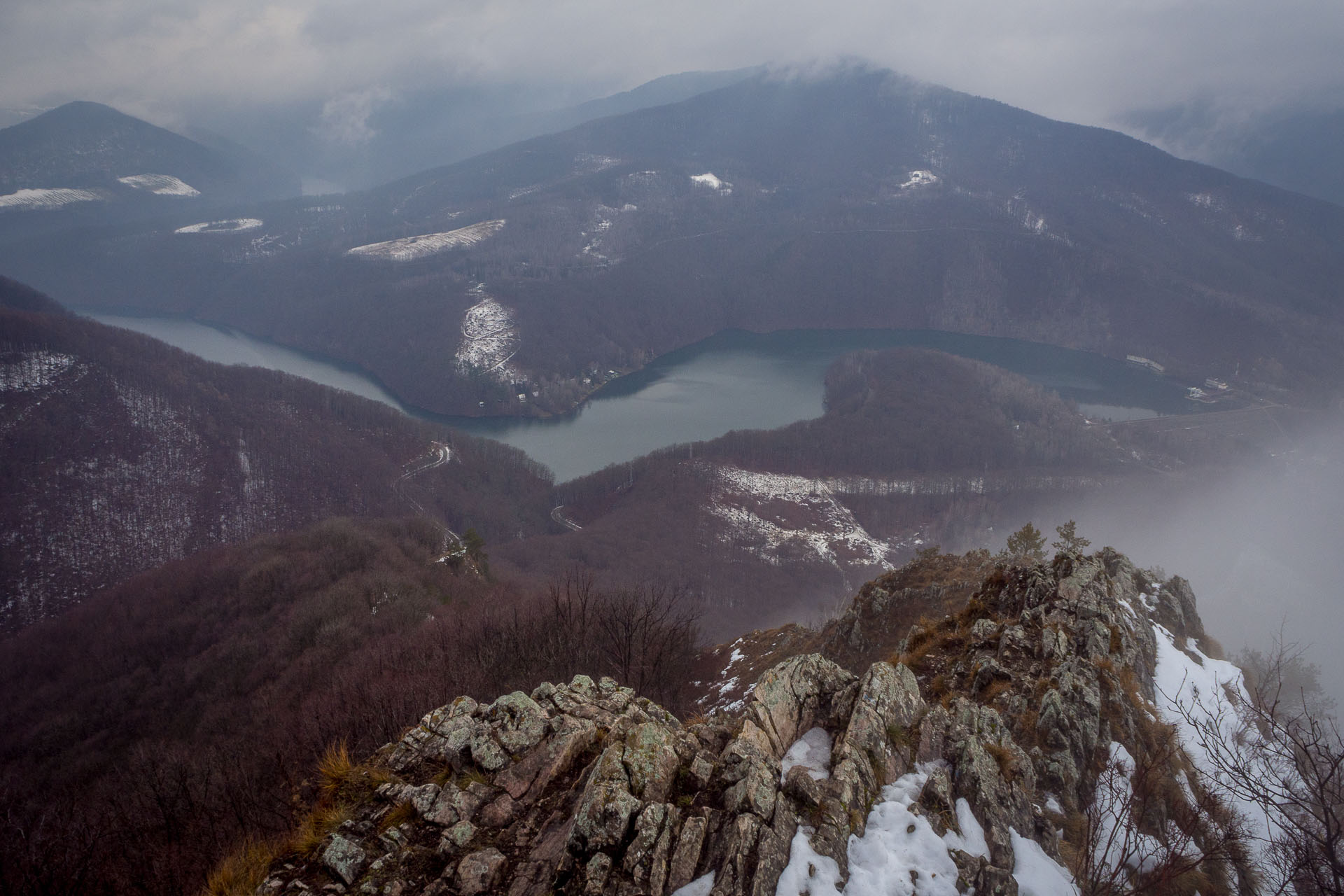 Sivec a Drienkova skala od Ružína (Čierna hora)