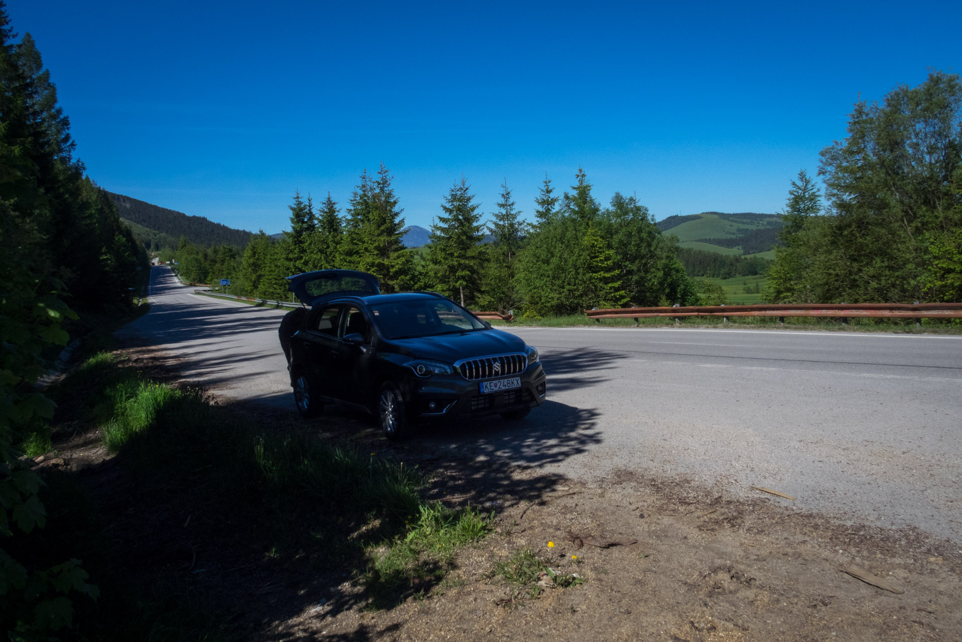 Sivý vrch od horárne Biela skala (Západné Tatry)