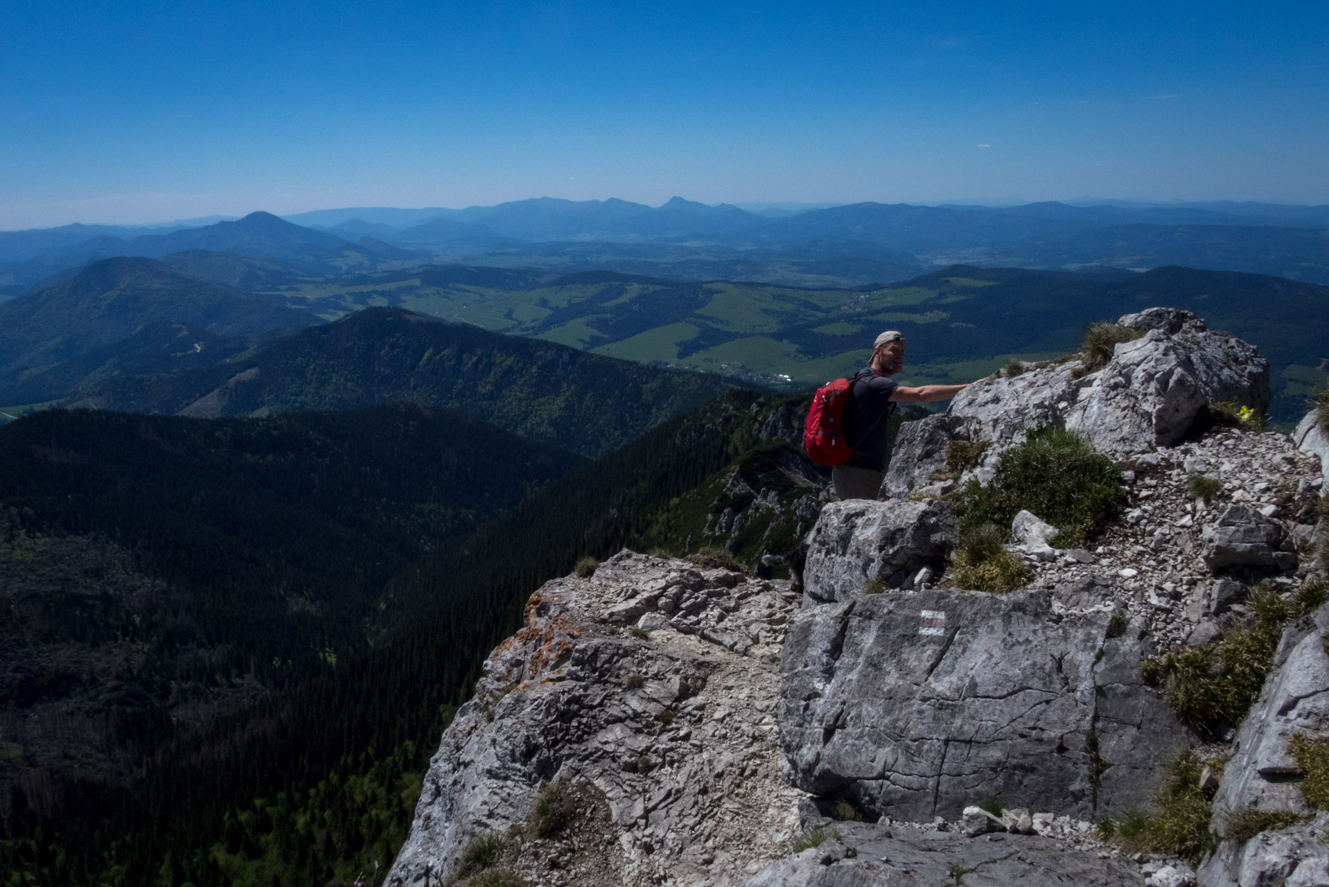 Sivý vrch od horárne Biela skala (Západné Tatry)