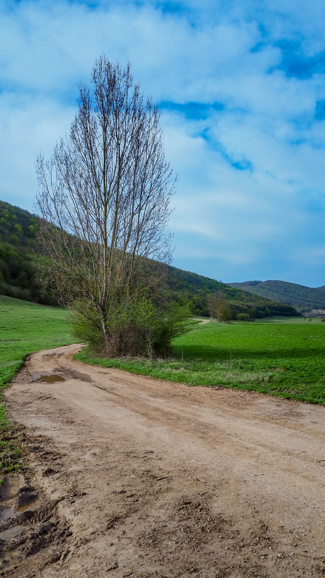 Derenk (Drienky) a hrad Szádvár (Aggteleki-karszt)