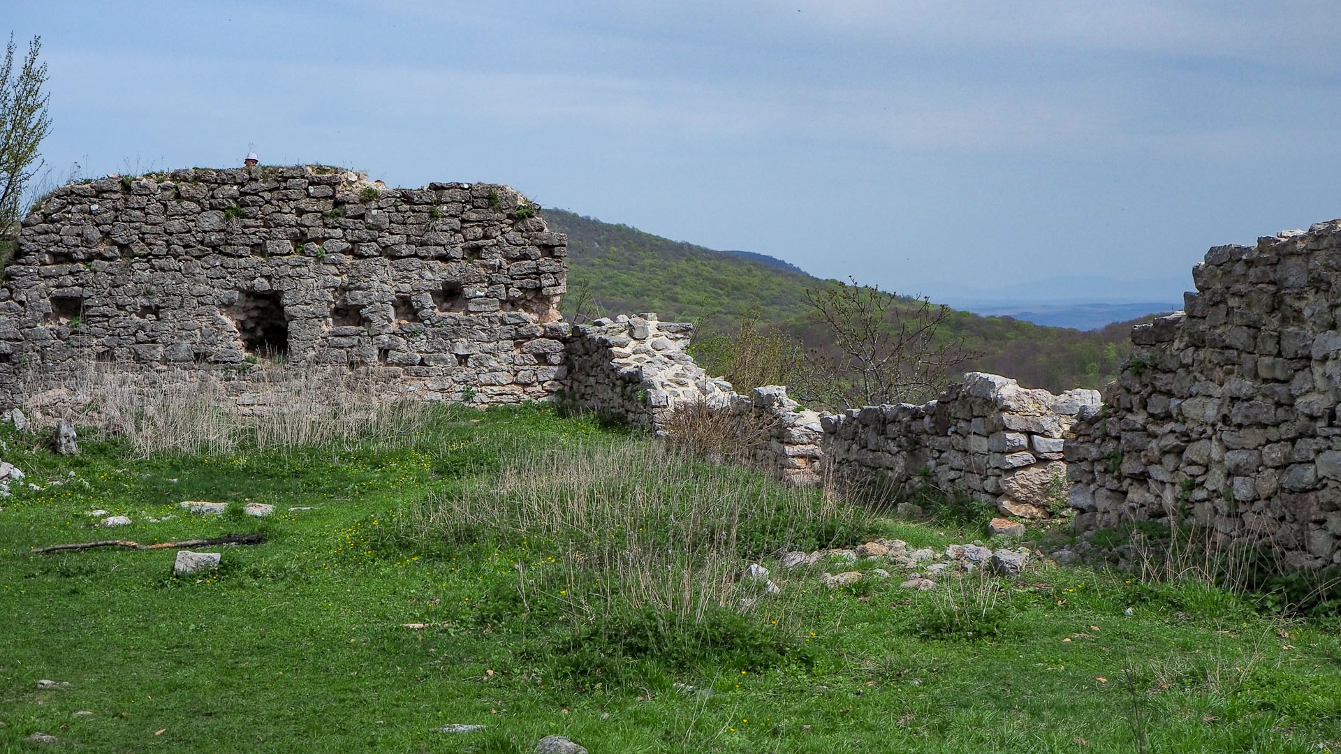 Derenk (Drienky) a hrad Szádvár (Aggteleki-karszt)