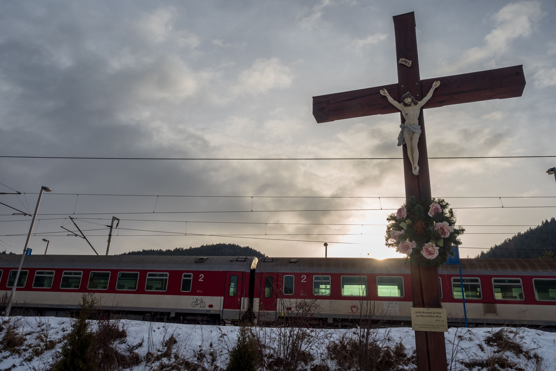 Markušovský skalný hríb a Šikľavá skala (Volovské vrchy)