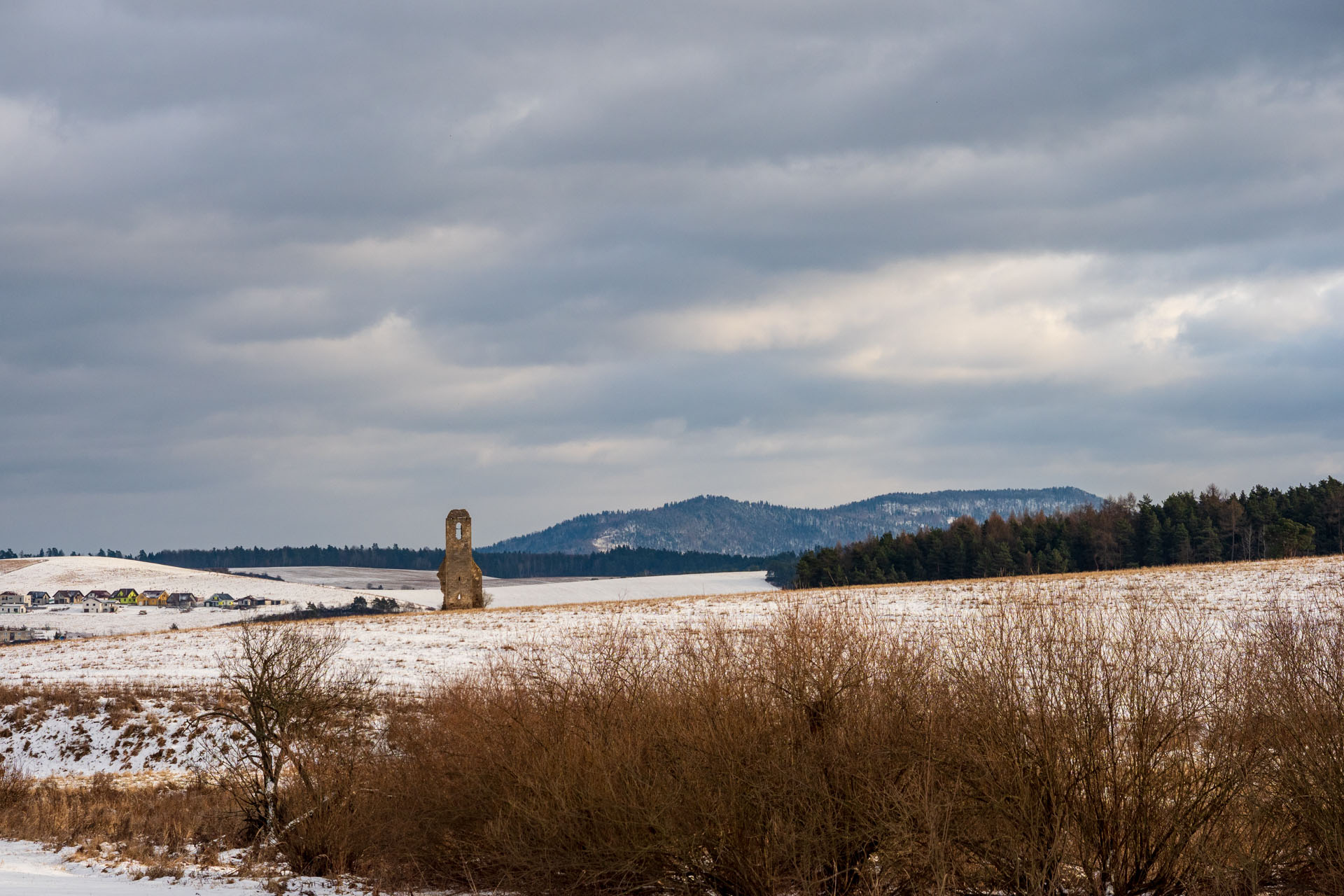 Markušovský skalný hríb a Šikľavá skala (Volovské vrchy)