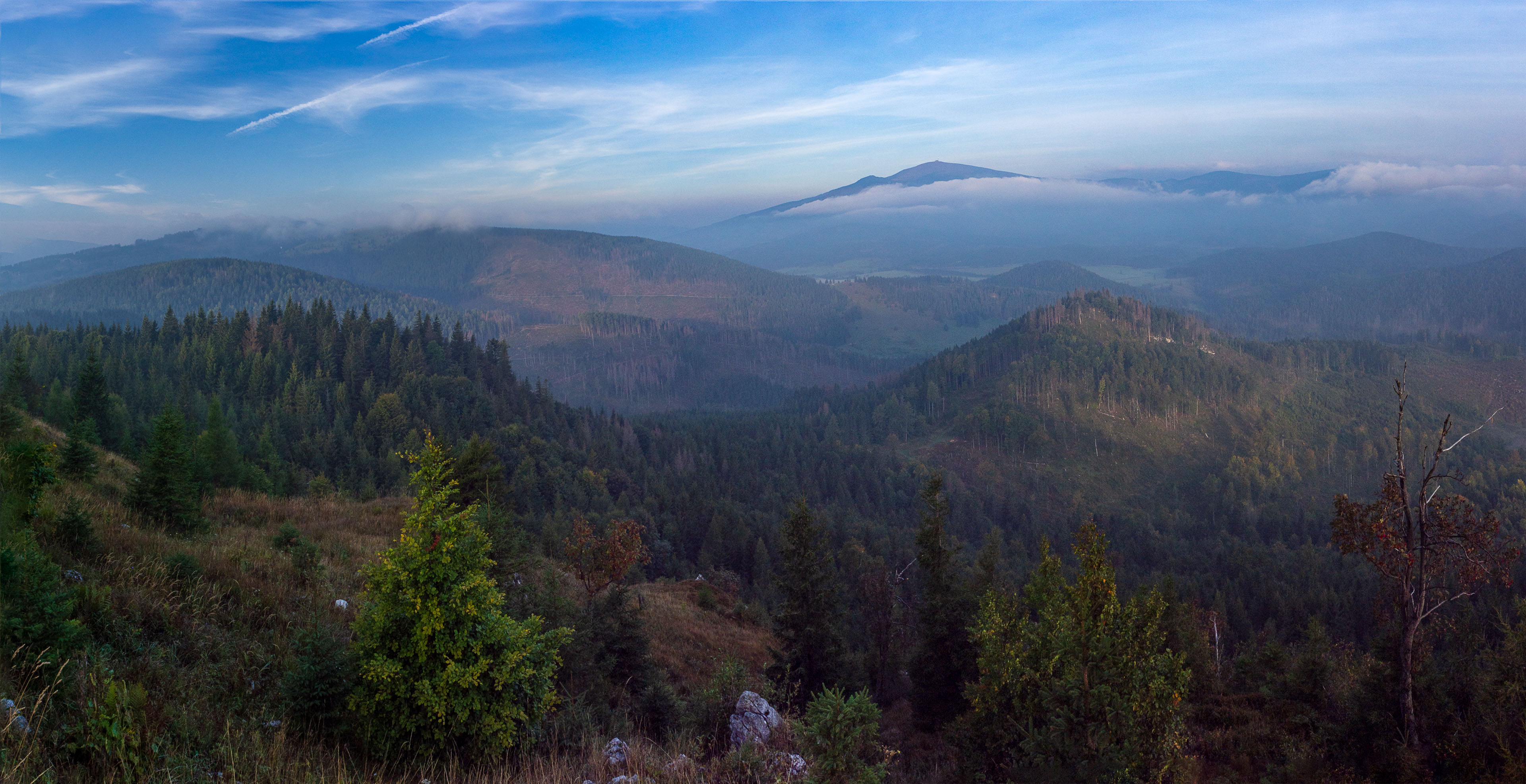 Ondrejisko (Borovniak) zo sedla Besník s nocľahom (Slovenský raj)