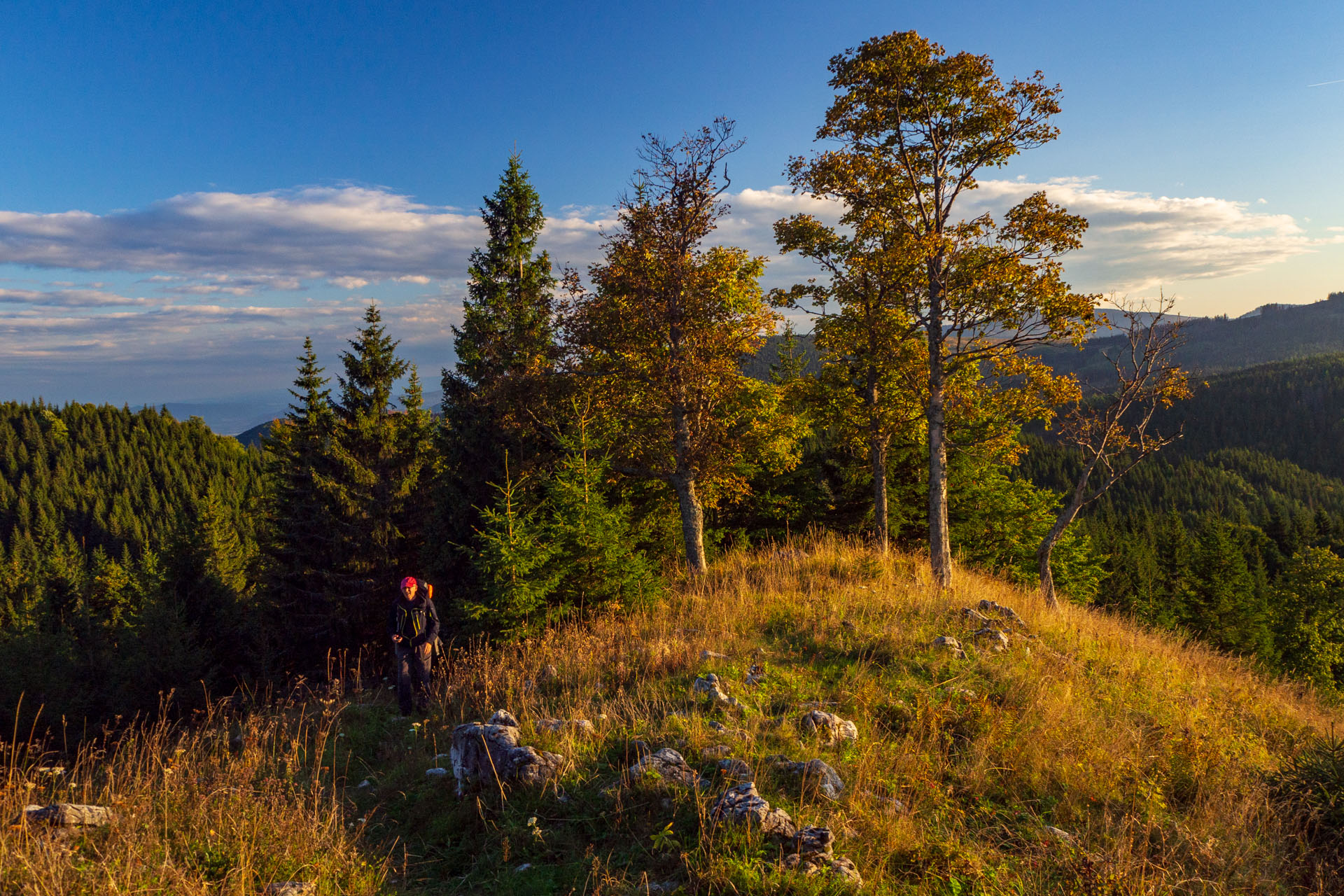 Ondrejisko (Borovniak) zo sedla Besník s nocľahom (Slovenský raj)