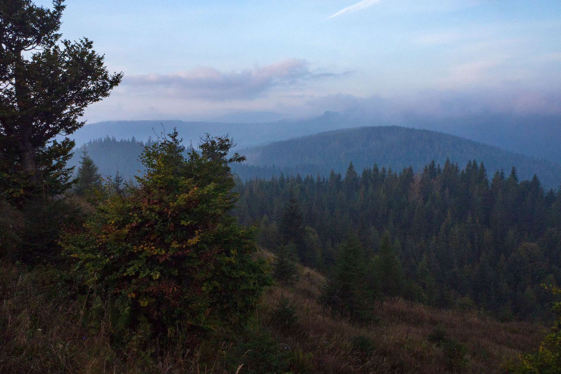 Ondrejisko (Borovniak) zo sedla Besník s nocľahom (Slovenský raj)