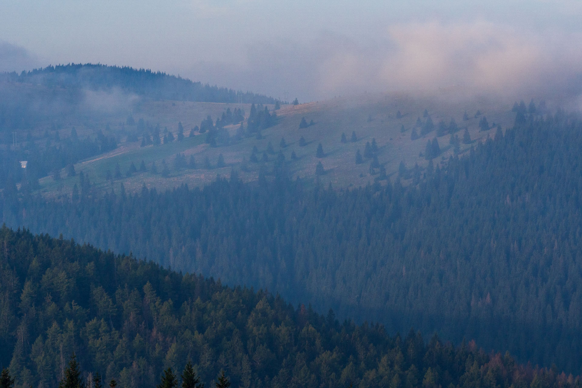 Ondrejisko (Borovniak) zo sedla Besník s nocľahom (Slovenský raj)