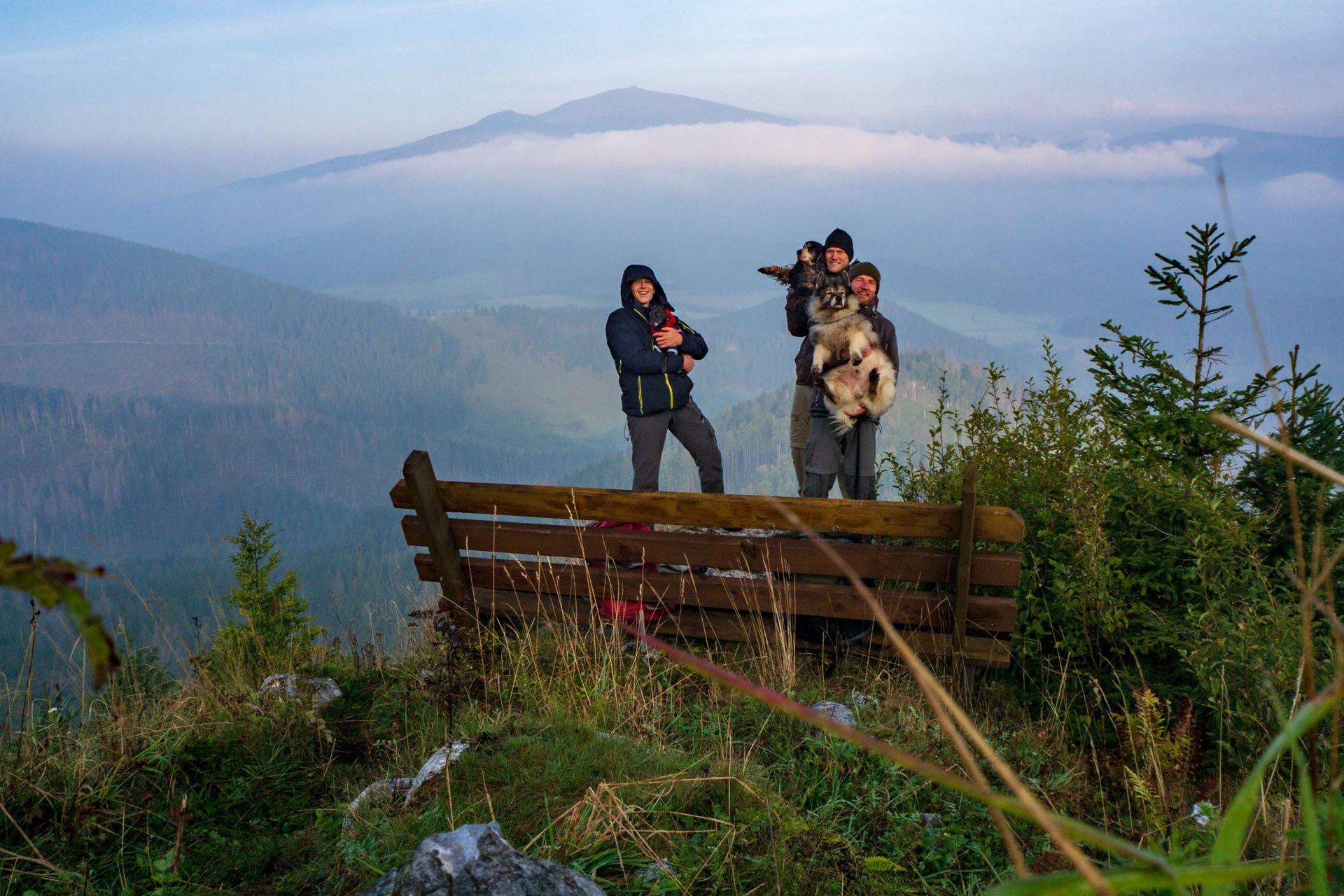 Ondrejisko (Borovniak) zo sedla Besník s nocľahom (Slovenský raj)