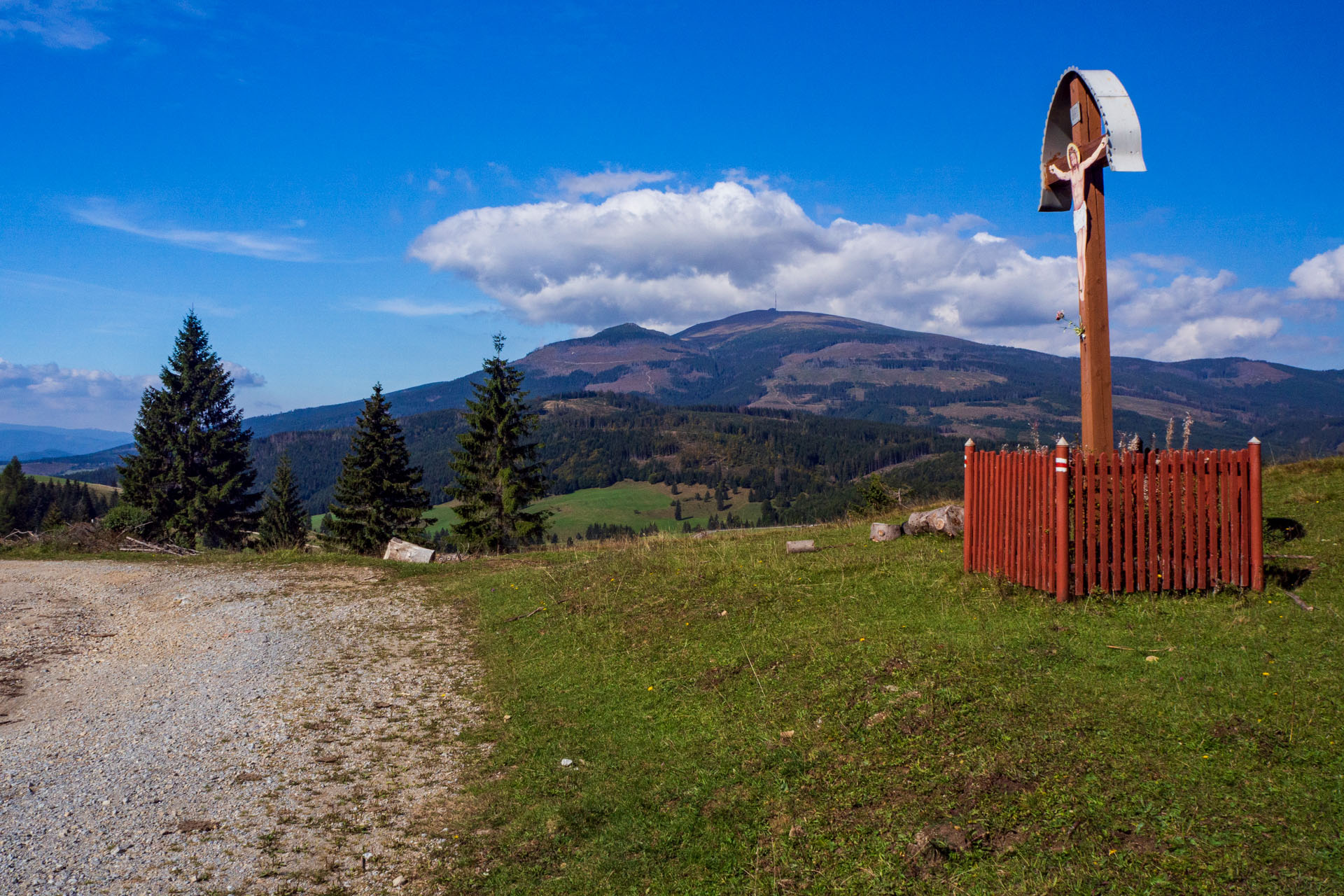 Ondrejisko (Borovniak) zo sedla Besník s nocľahom (Slovenský raj)