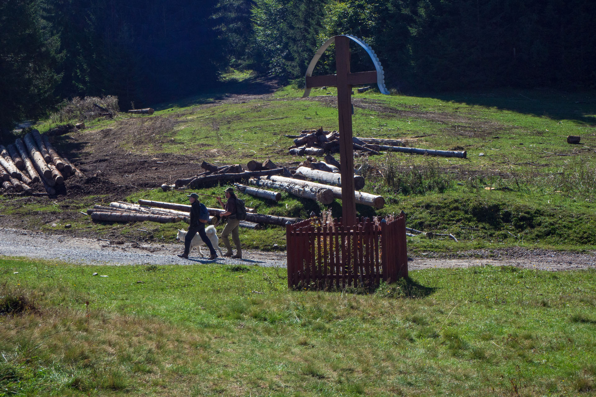 Ondrejisko (Borovniak) zo sedla Besník s nocľahom (Slovenský raj)